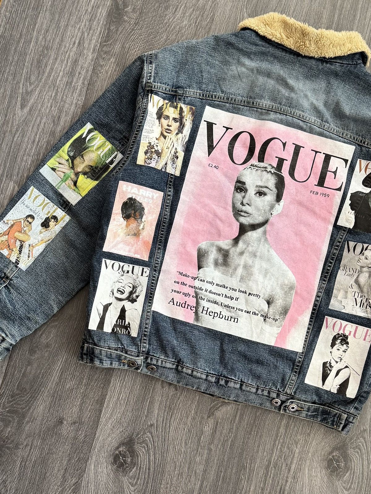 Japanese Brand Vintage Magazine Print Denim Tracker Jacket Size US L / EU 52-54 / 3 - 11 Thumbnail