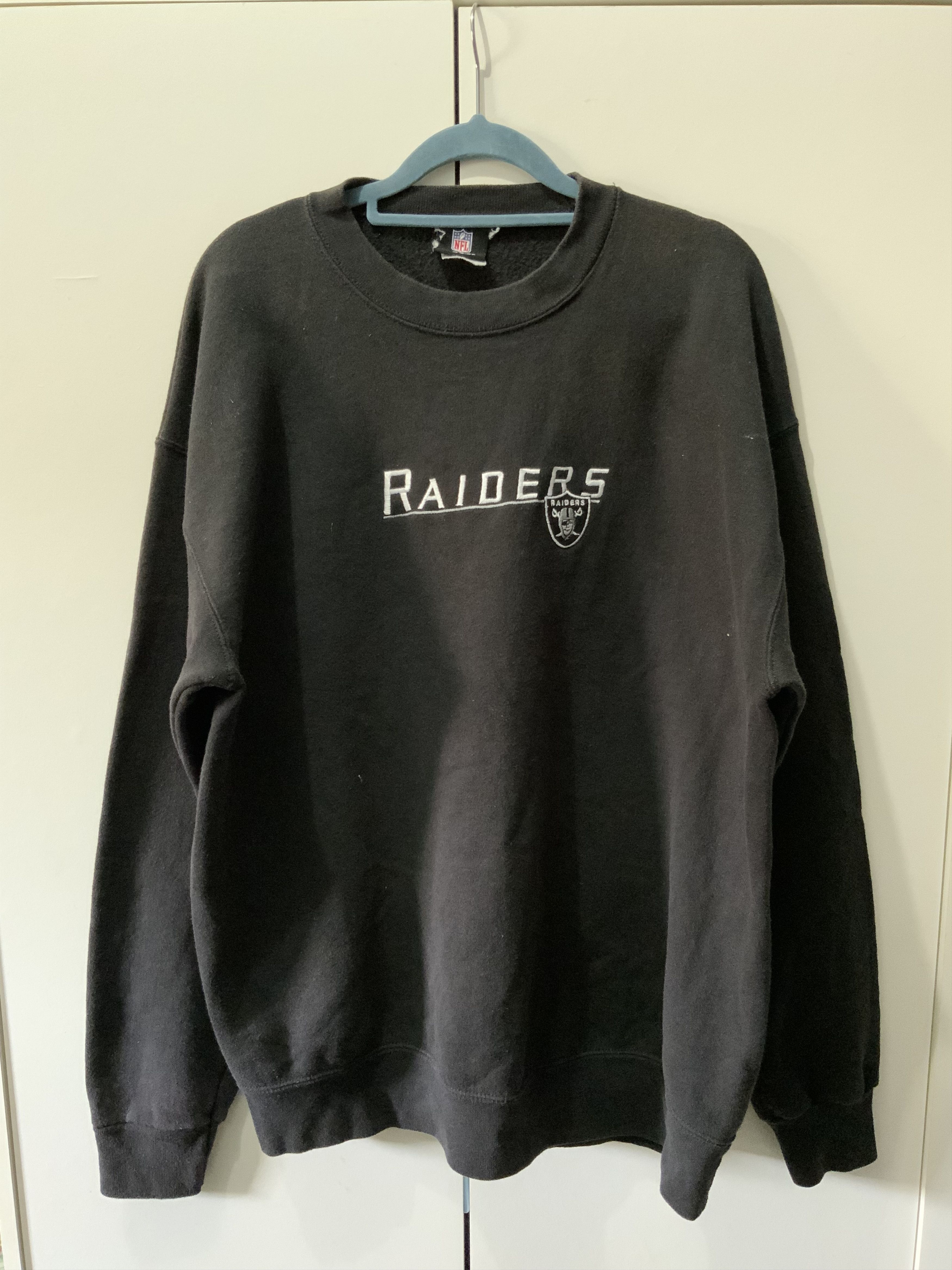 Raiders NF Team Apparel Black Sweathsirt