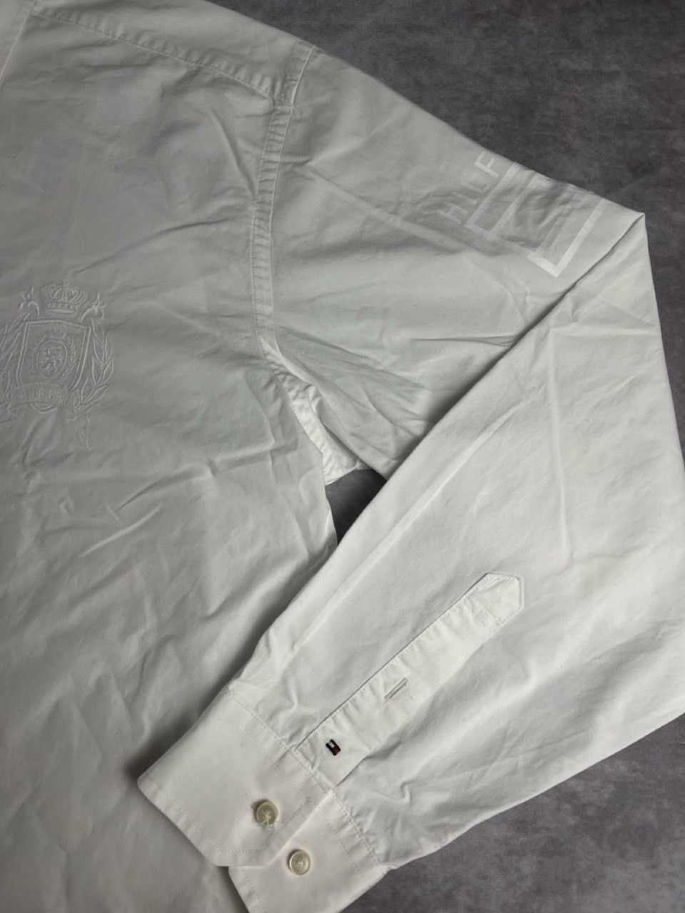 Tommy Hilfiger Vintage Tommy Hilfiger White Button-Up XL Size Size US XL / EU 56 / 4 - 5 Thumbnail