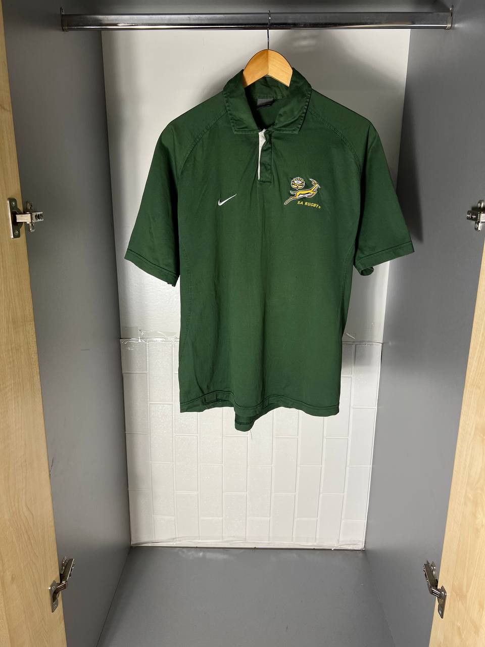 Nike VINTAGE NIKE SOUTH AFRICA RETRO RUGBY JERSEY Y2K 90s BLOKE Size US L / EU 52-54 / 3 - 1 Thumbnail
