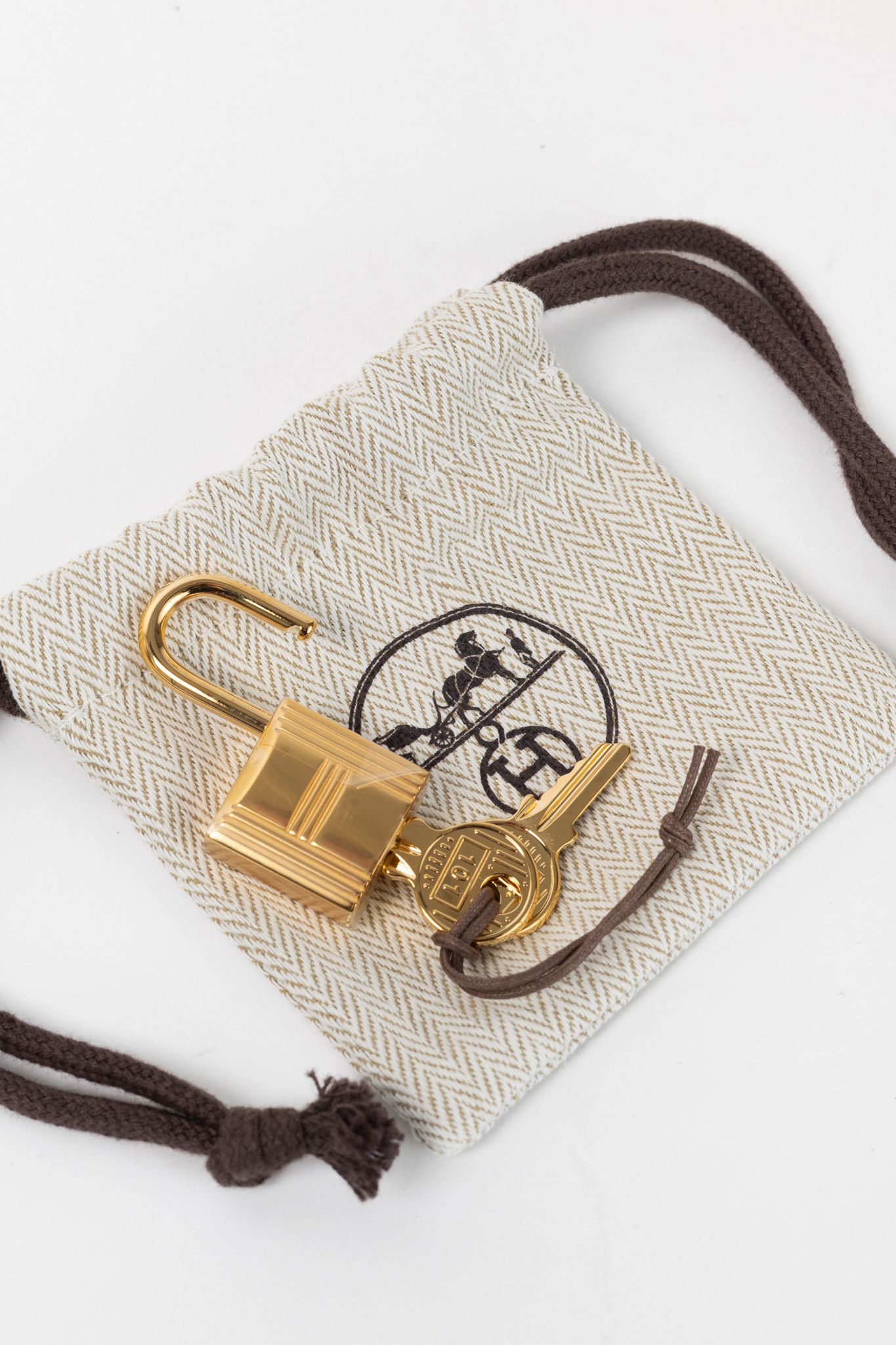 Hermes Hermes Picotin Lock 18 Beton Taurillon Clemence Leather Tote Size ONE SIZE - 9 Thumbnail