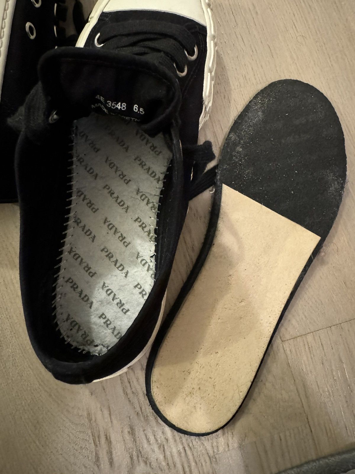 Prada PRADA sneakers SZ UK 6.5 fit as in photos show by tape measu Size US 8 / EU 41 - 9 Thumbnail