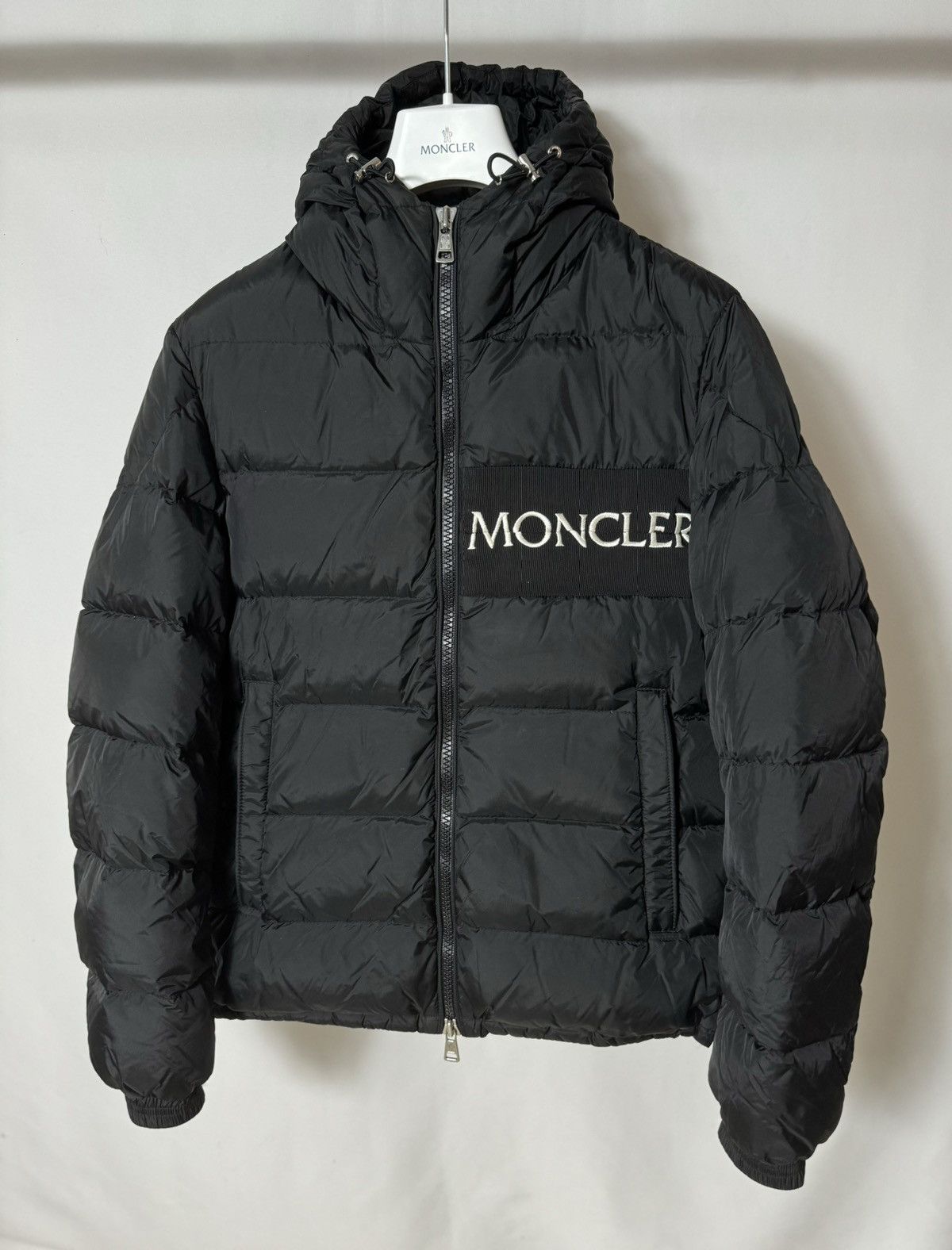 Moncler aiton clearance jacket