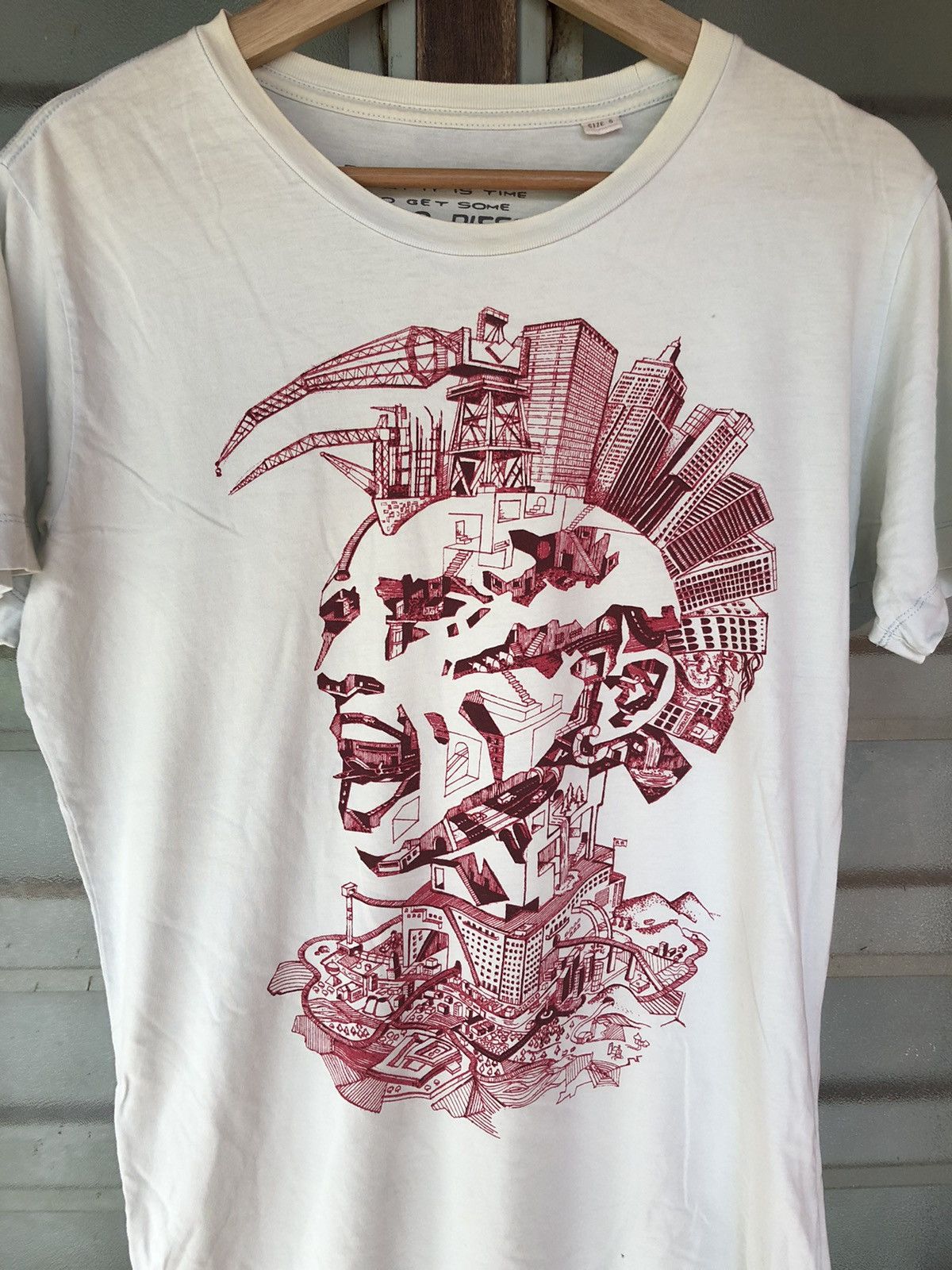 Diesel Vintage Diesel Punk Photo Shirt Tee Size US S / EU 44-46 / 1 - 2 Thumbnail
