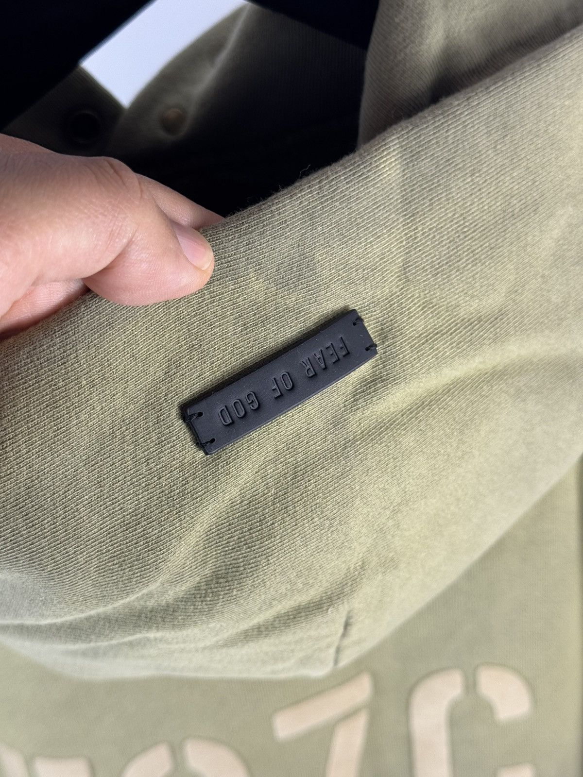Fear of God SEVENTH COLLECTION FG7C KHAKI SUN-FADE OVERSIZED HOODIE Size US S / EU 44-46 / 1 - 6 Thumbnail