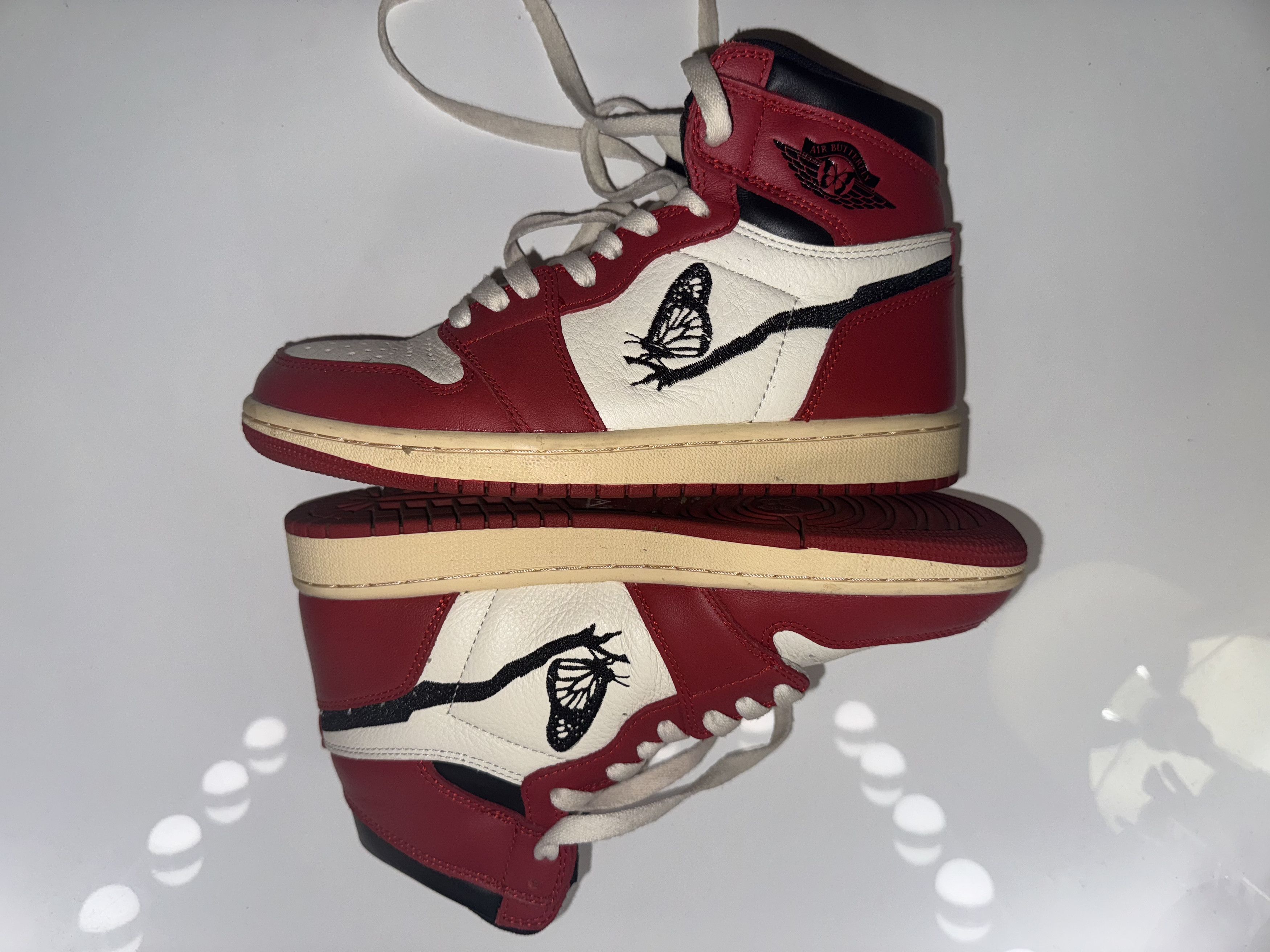 AMAC Studios Jordan 1 Chicago AMAC Custom Sneakers Size US 8 / IT 38 - 2 Thumbnail