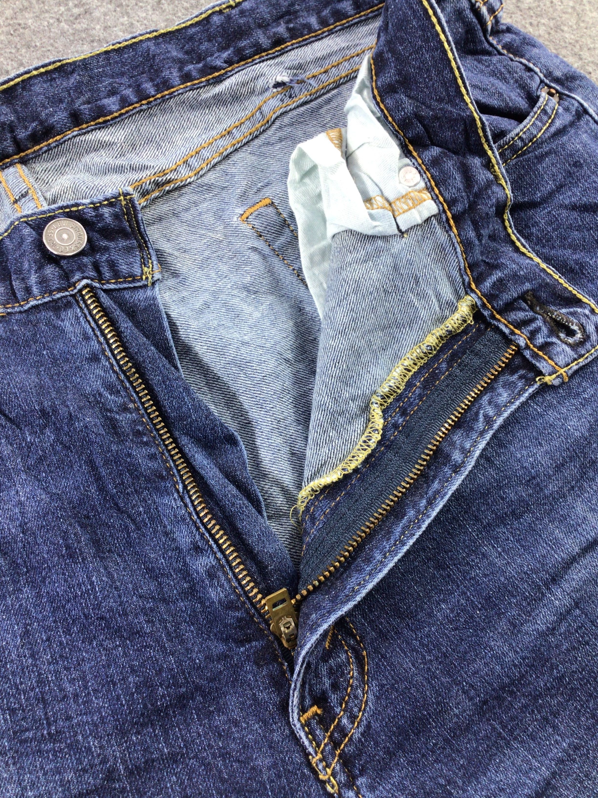Levi's Vintage Levis 514 Jeans-J659 Size US 39 - 7 Thumbnail