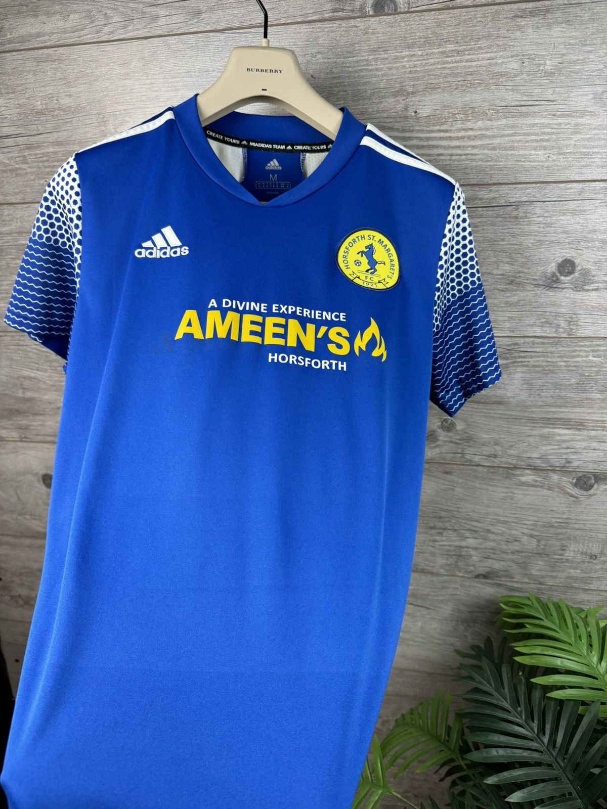 Adidas Adidas Soccer Jersey Streetwear Tee T-shirt size M Size US M / EU 48-50 / 2 - 8 Thumbnail