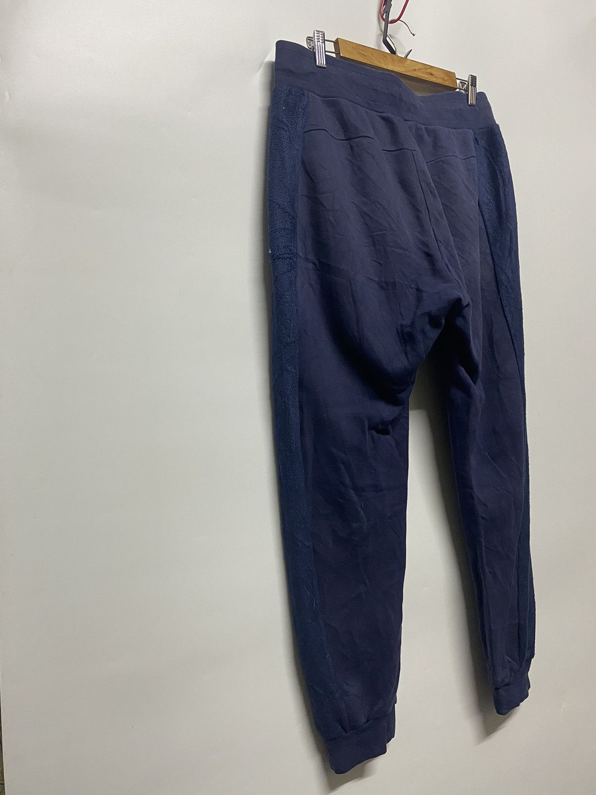 Nike Nike Jogger Pants Sportswear Embossed Logo Training Size US 30 / EU 46 - 9 Thumbnail