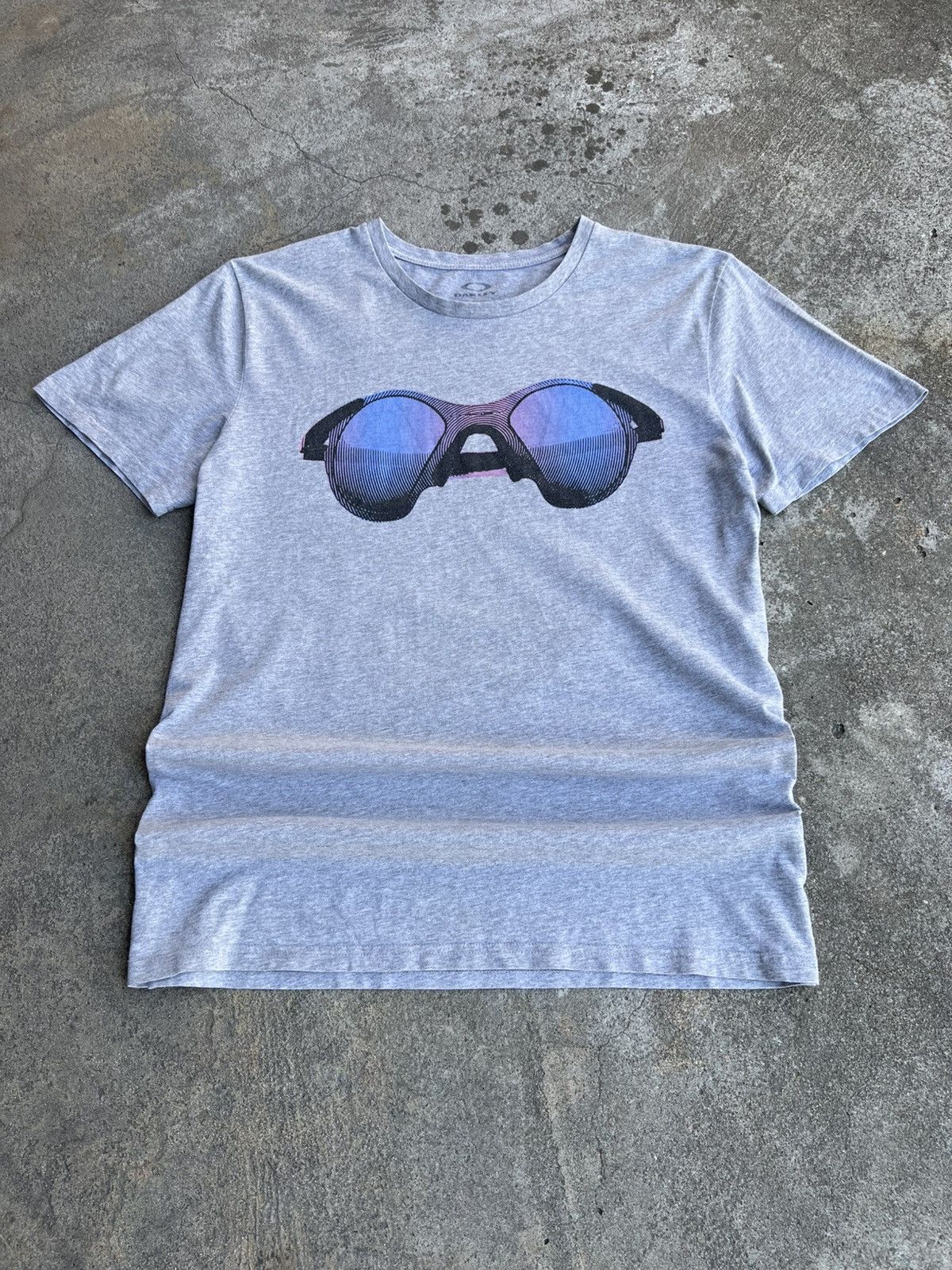 Oakley Crazy Vintage Oakley Big Logo T-shirt sunglasses Mars Print Size US XL / EU 56 / 4 - 3 Thumbnail