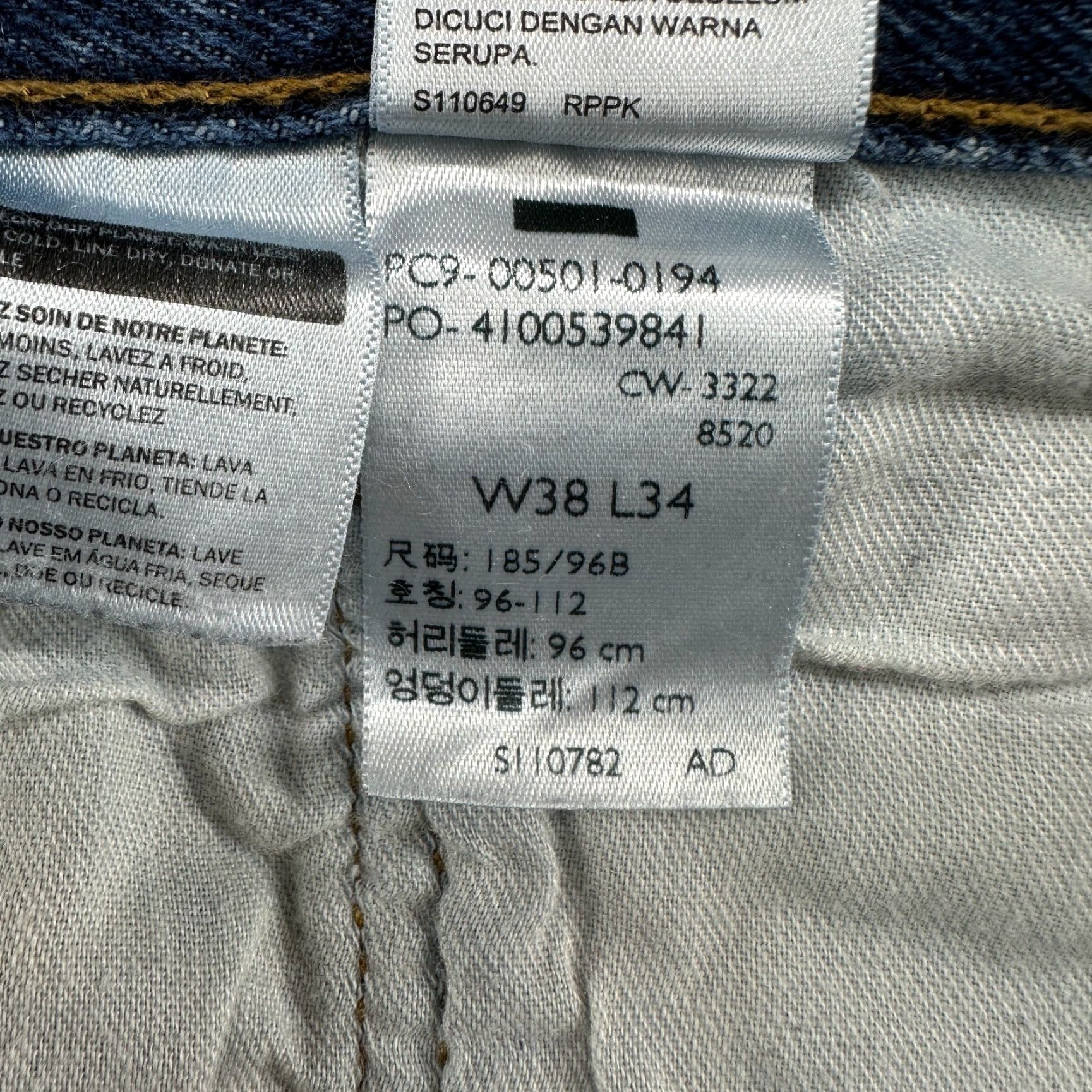 Levi's Levi's 501 Jeans Mens 38x34 Blue Straight Regular Fit Medium Wash Button Fly Jeans Mens Regular 501 Series Blue Size US 38 / EU 54 - 5 Thumbnail
