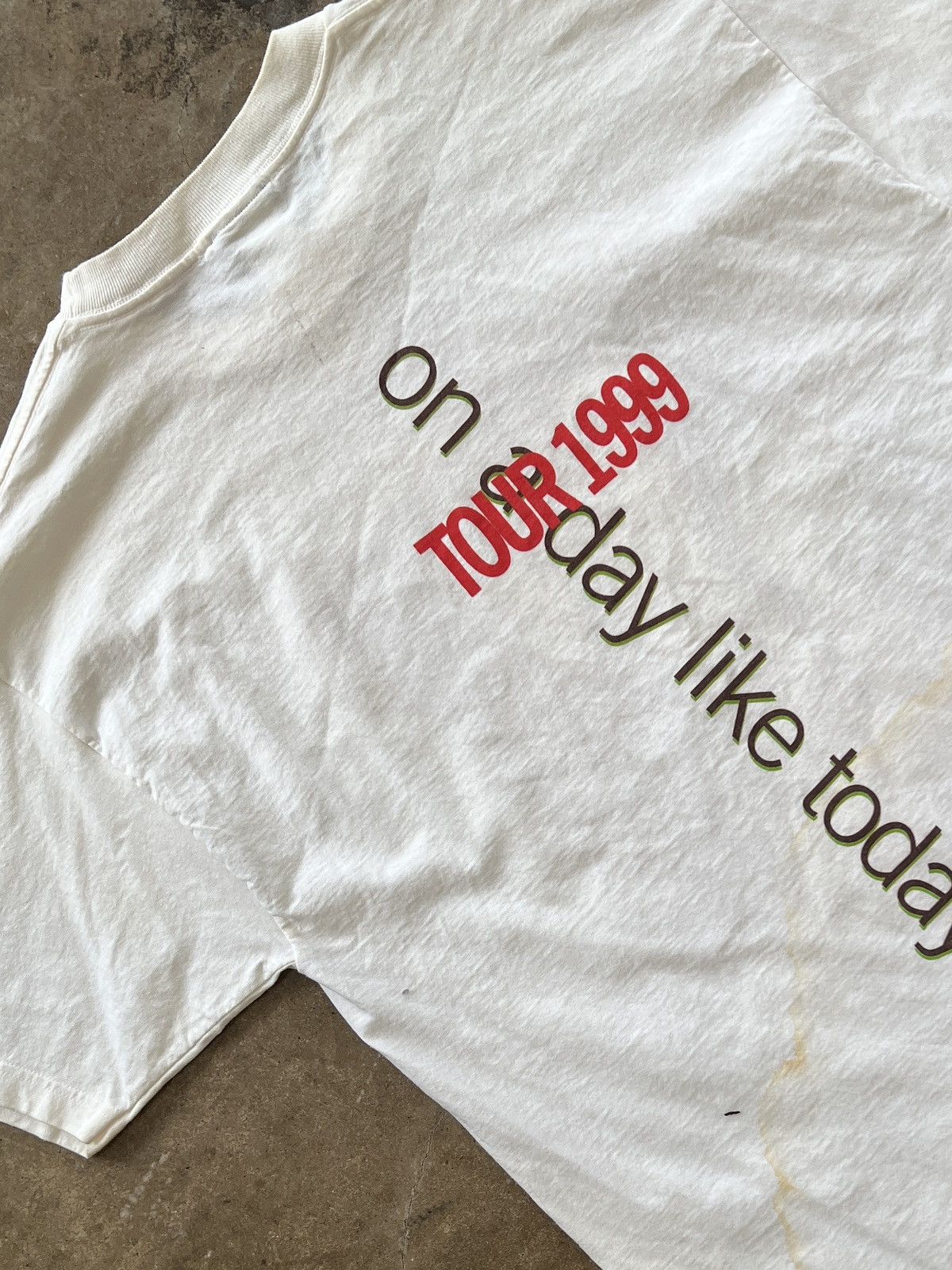 Band Tees Vintage 1999 Bryan Adams On a Day Like Today Tour Large Size US L / EU 52-54 / 3 - 4 Thumbnail