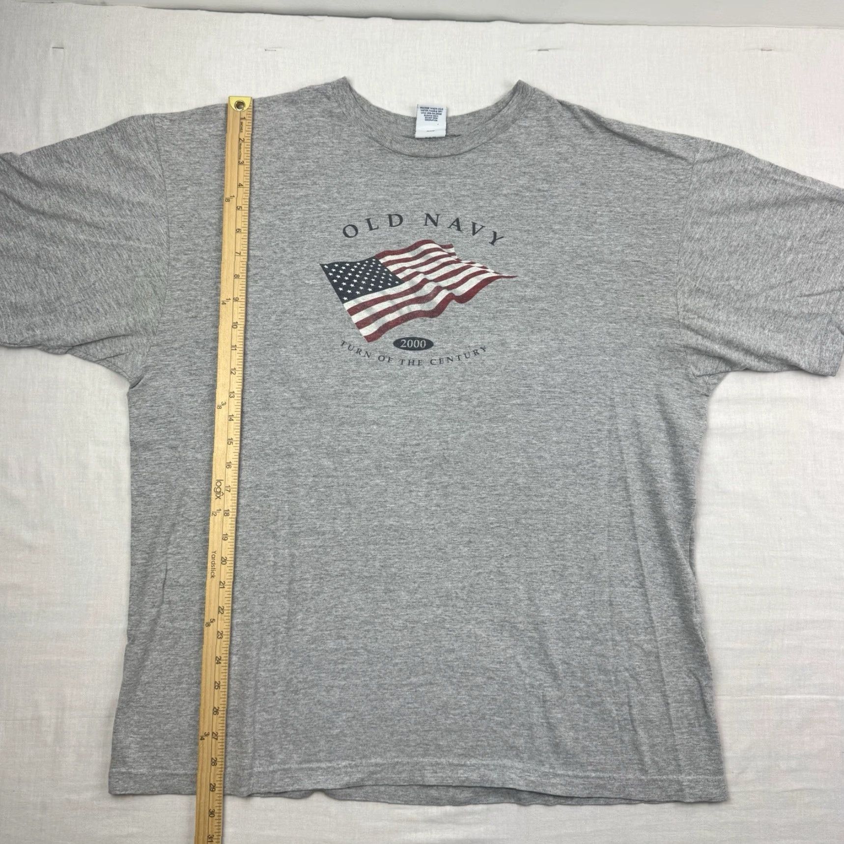 Old Navy Vintage Old Navy 2000 Flag T Shirt Adult 2XL Gray Hipster Grunge Y2K Spellout Size US XXL / EU 58 / 5 - 7 Thumbnail