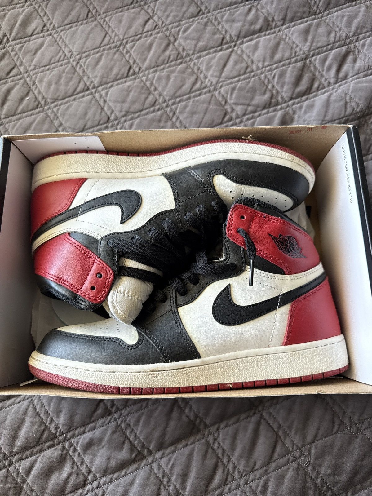 Jordan Brand Nike Air Jordan 1 Black toe Size US 7 / EU 40 - 1 Thumbnail