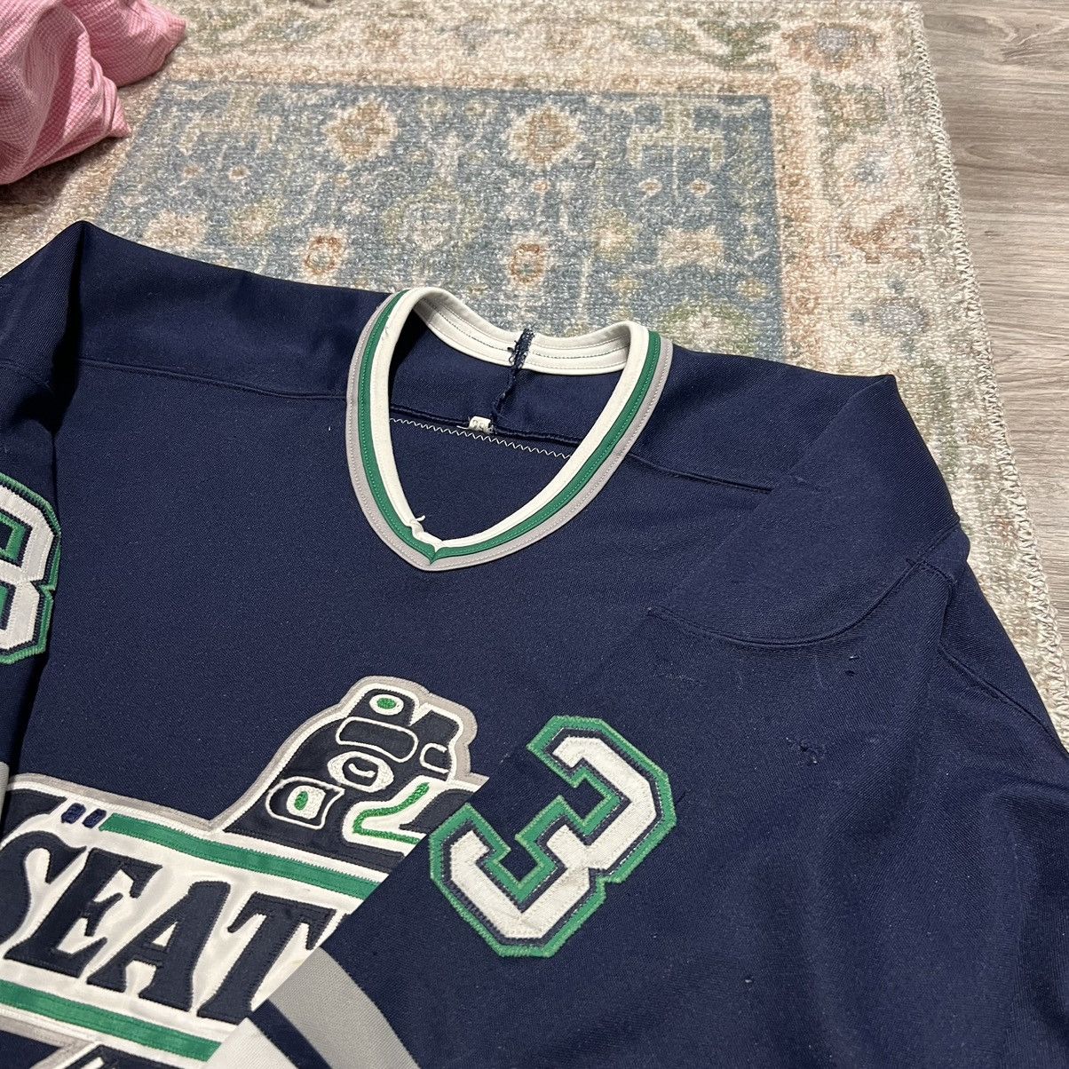 Ccm Seattle Thunderbirds Shane endicott Game worn Hockey Jersey Size US XL / EU 56 / 4 - 15 Thumbnail