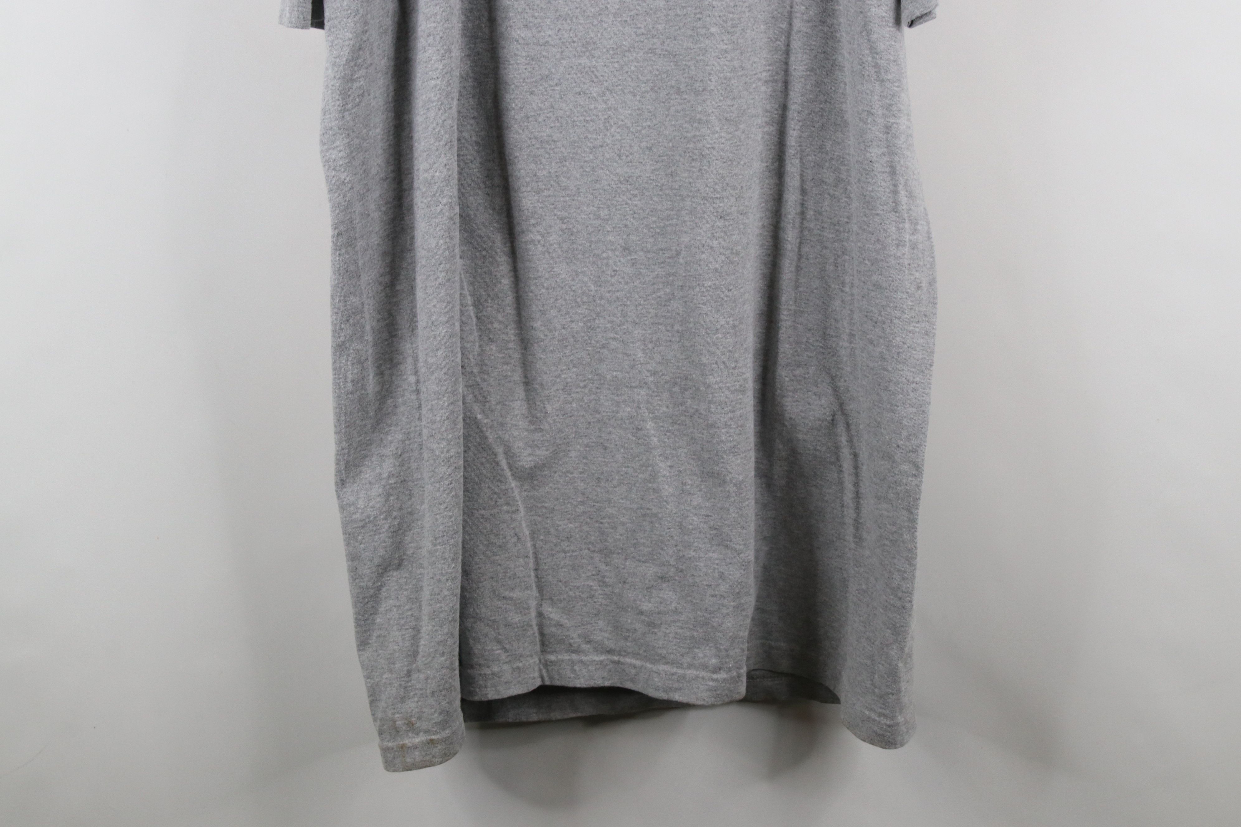 Vintage Vintage 90s Streetwear Angel Sleeping Gown T-Shirt Gray Size ONE SIZE - 12 Thumbnail