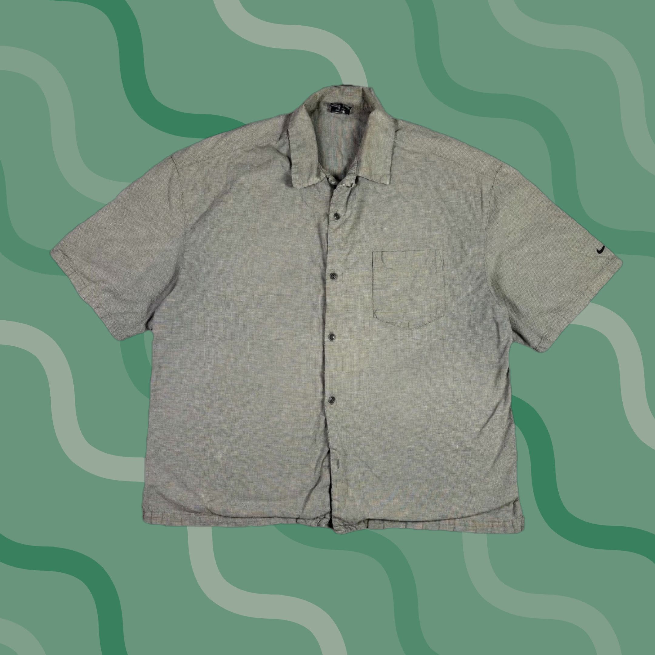 Nike VINTAGE Nike Golf Shirt Button-Up Collard Gray Adult XL 90s Nike Golf Shirt Button-Up Collared Gray XL Mens Vintage 90s" Size US XL / EU 56 / 4 - 1 Thumbnail