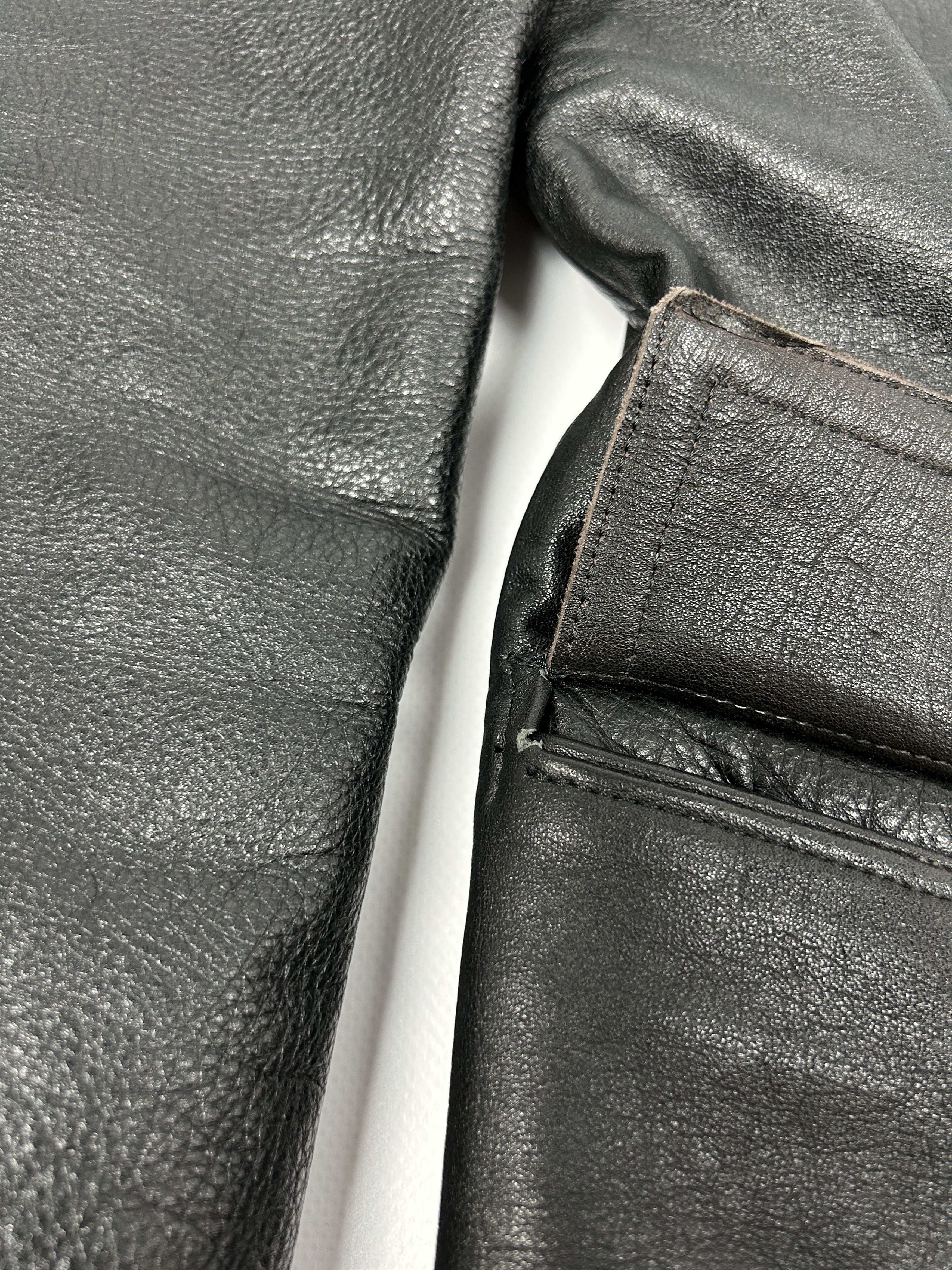 Genuine Leather Vintage black leather double breasted peacoat Size US L / EU 52-54 / 3 - 9 Thumbnail
