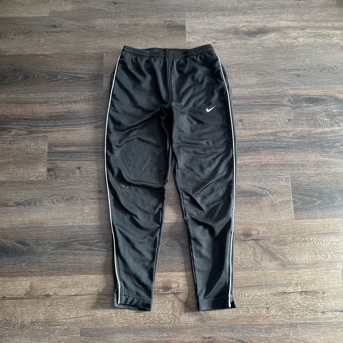 Nike Vintage Nike Track Pants Size US 30 / EU 46 - 1 Thumbnail