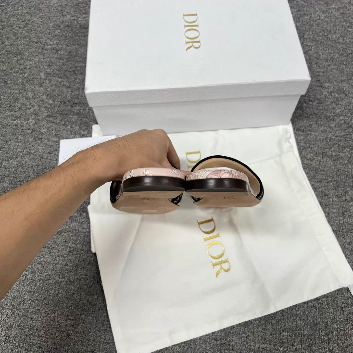 Dior Dior Flower Logo Slipper 37 with box Size US 6.5 / IT 36.5 - 4 Thumbnail