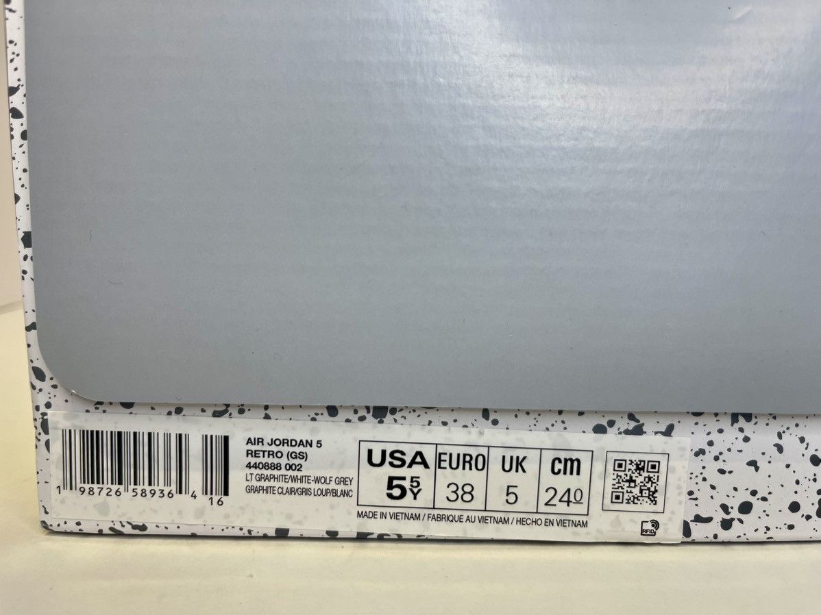 Jordan Brand Air Jordan 5 Retro Wolf Grey ‘26 Size 5.5Y NEXT DAY SHIPPING Size US 5.5 / EU 38 - 7 Thumbnail