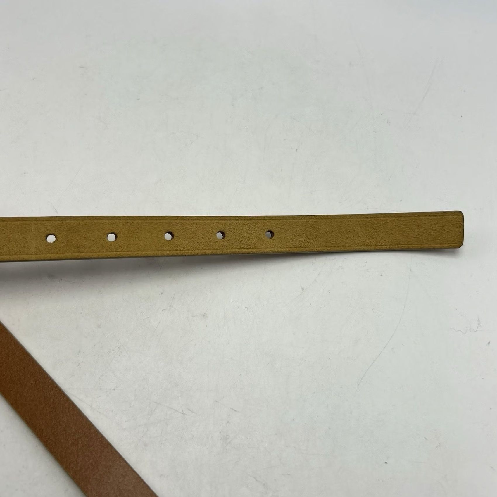 Banana Republic Banana Republic Belt Women M Beige Skinny Suede Leather Cow Buckle Regular 3/4" Width Size ONE SIZE - 5 Thumbnail