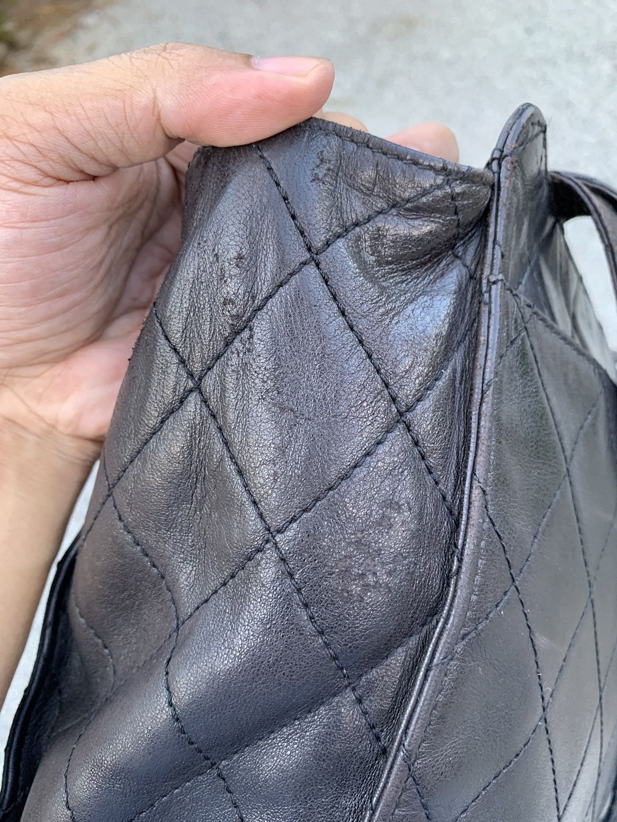Chanel Chanel Vintage Lambskin Quilted Leather Shouler Bag Size ONE SIZE - 19 Thumbnail