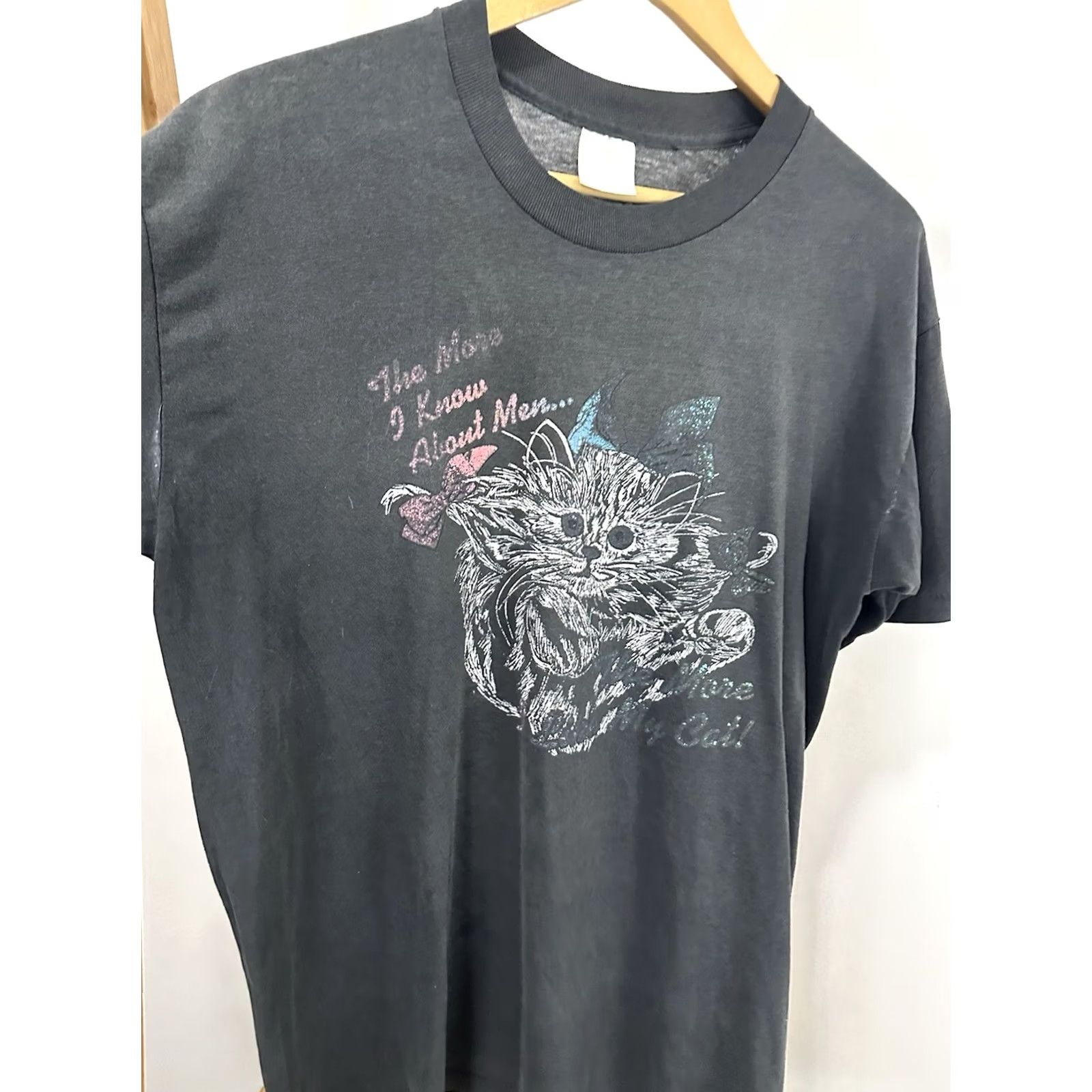 Vintage VINTAGE Cat T-Shirt XL Men The More I Like Cats The More I Know About Men Faded Thin Worn Black Size US XL / EU 56 / 4 - 5 Thumbnail