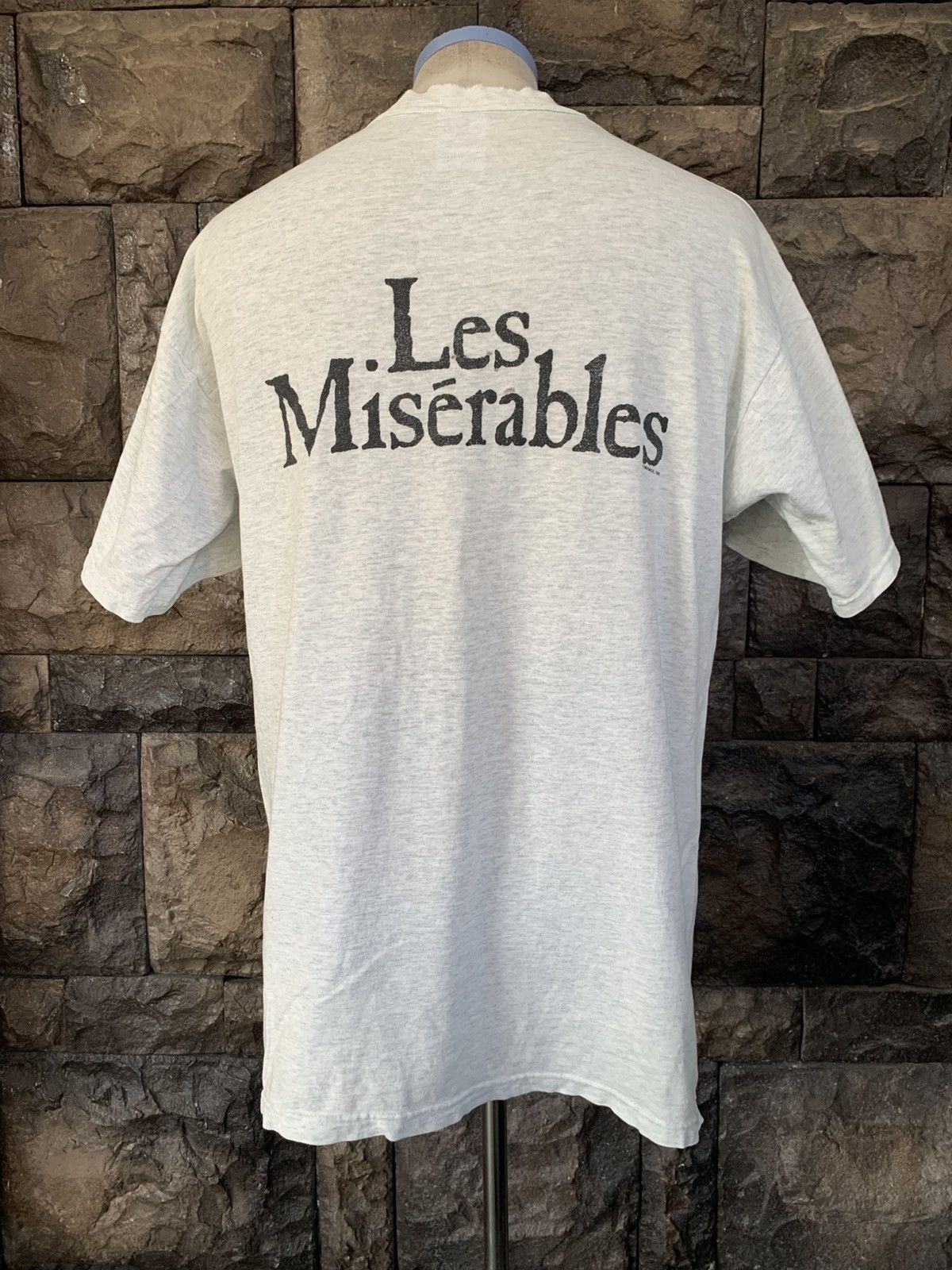 Vintage Vintage Les Miserables Musical / Art T shirt Size US L / EU 52-54 / 3 - 6 Thumbnail