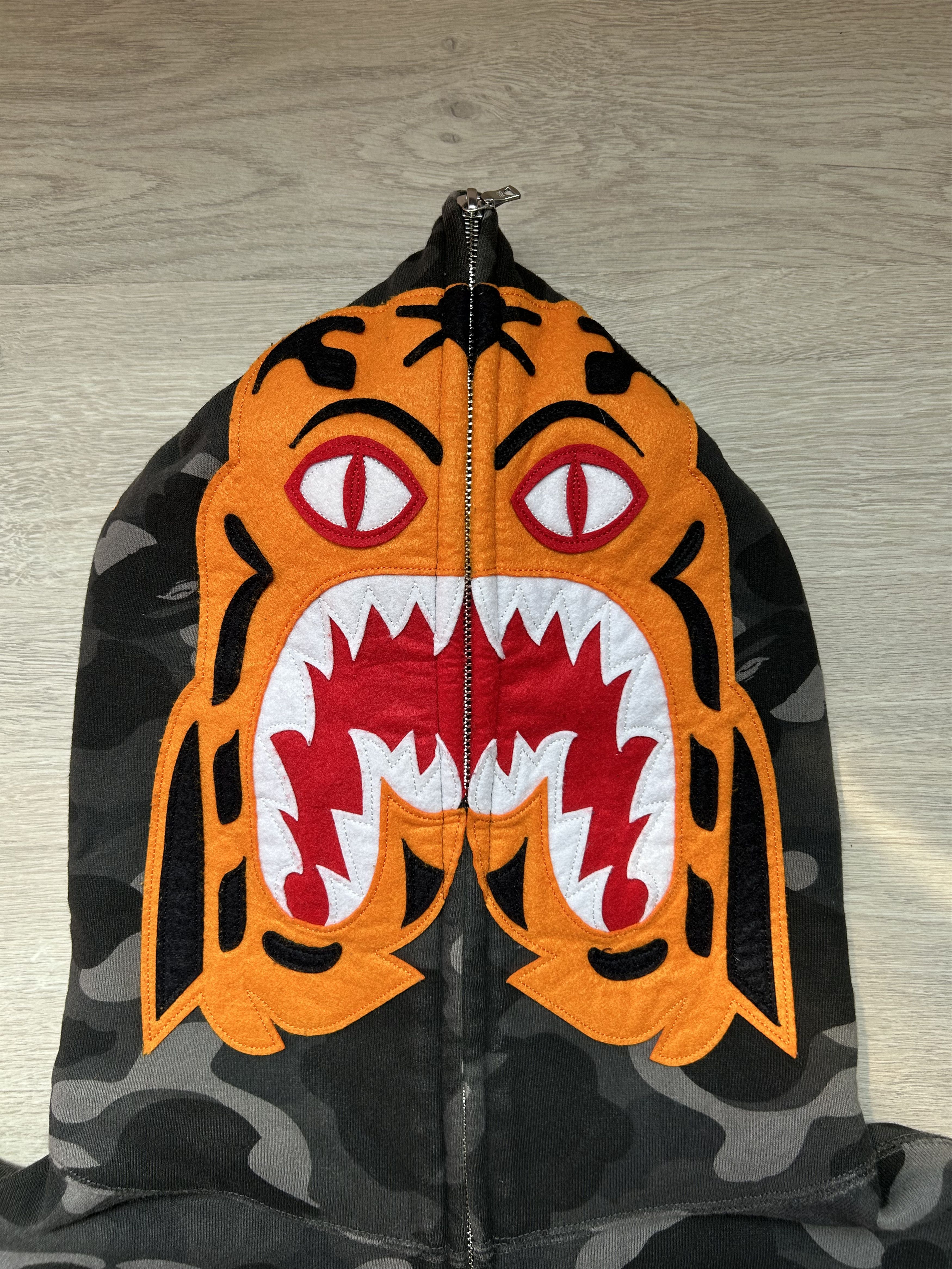Bape Bape Tiger Camo Full Zip Hoodie [Size XXL] Size US XXL / EU 58 / 5 - 3 Thumbnail