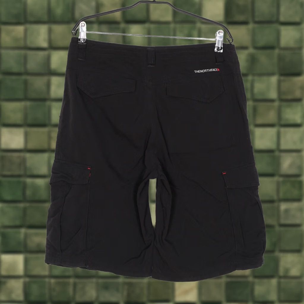 The North Face VINTAGE The North Face Nylon Cargo Shorts Men M DZ6781 Size US 31 - 1 Thumbnail