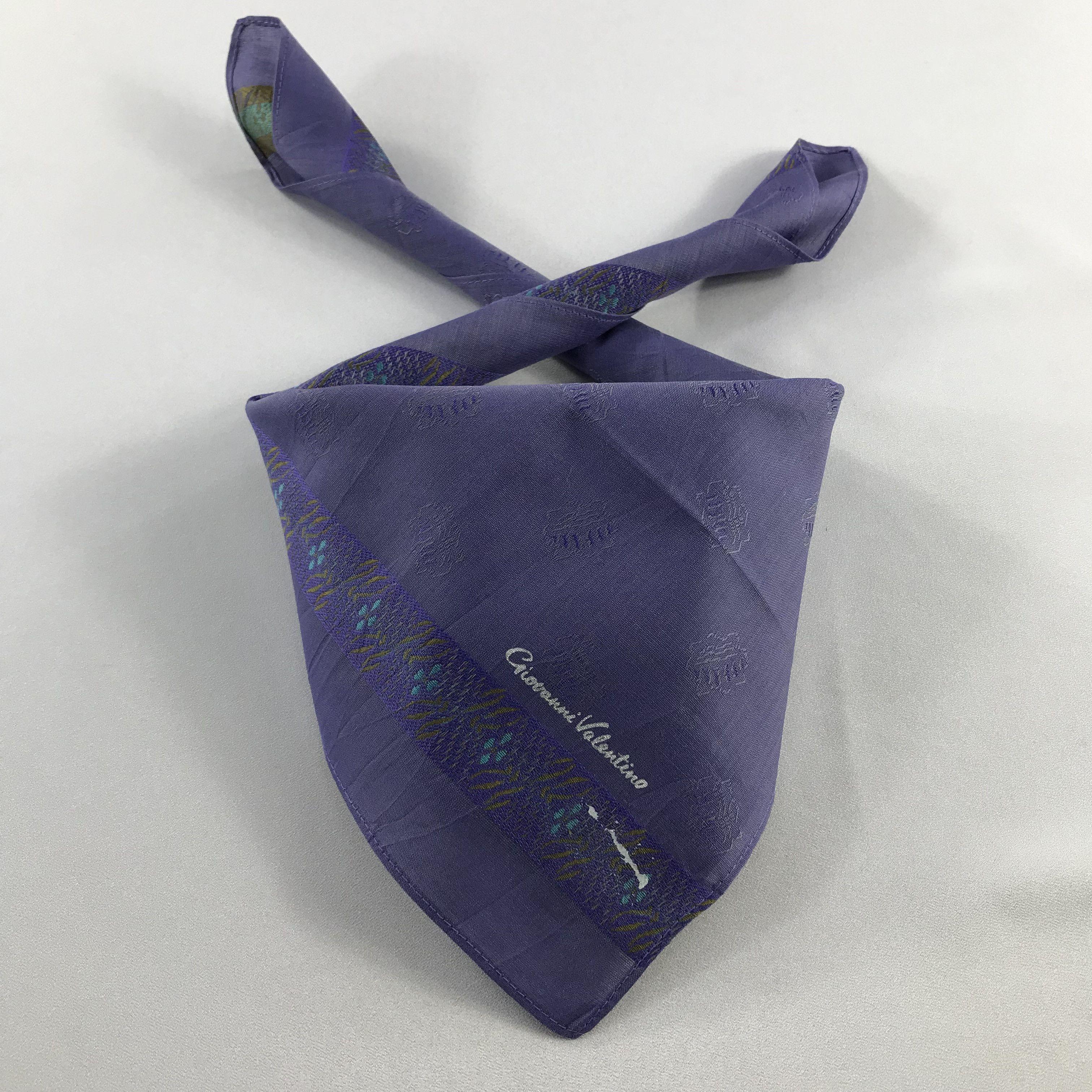 Giovanni Valentino Giovanni Valentino Handkerchief / Bandana / Neckerchief C654 Size ONE SIZE - 1 Thumbnail