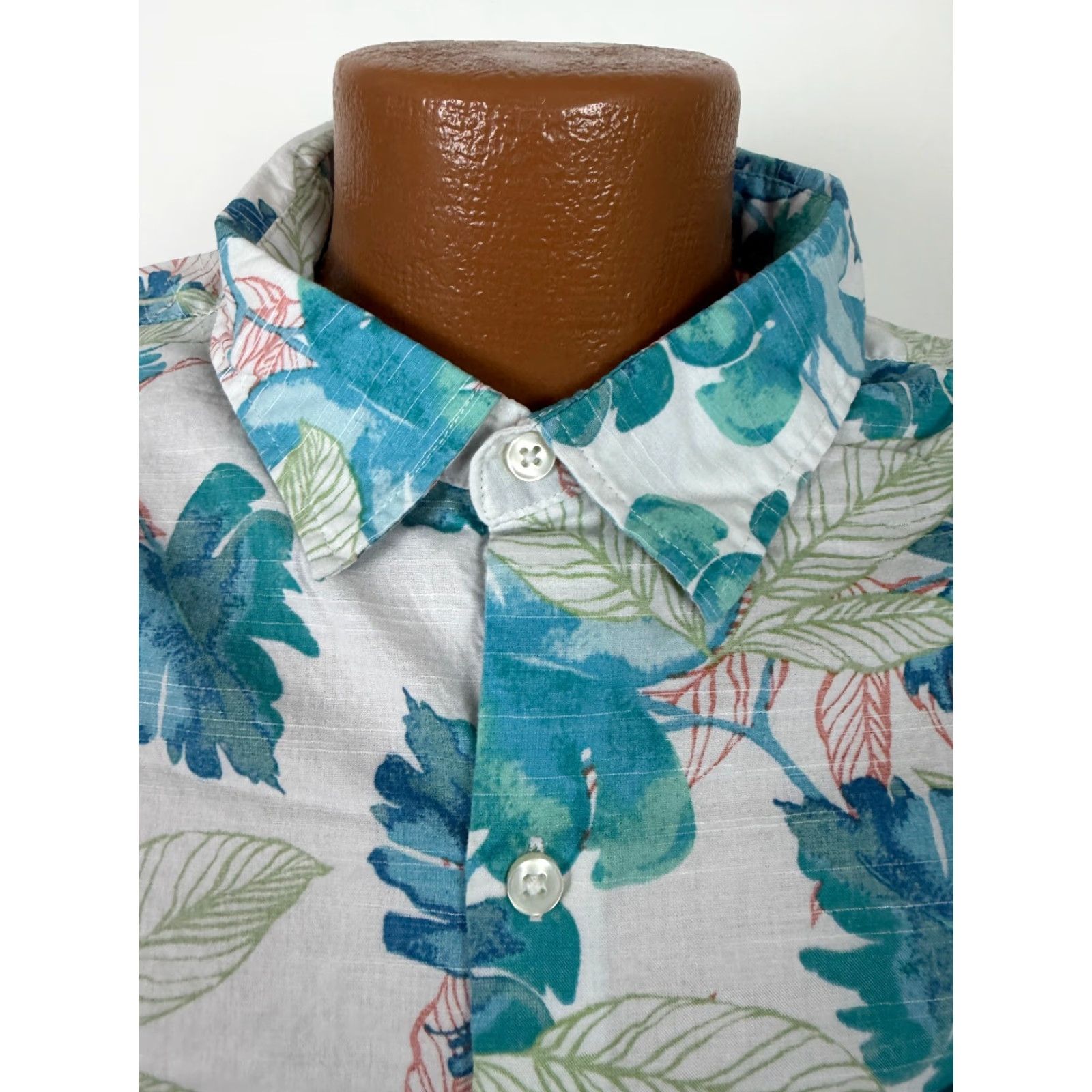 Van Heusen Van Heusen Hawaiian Shirt Men 2XL White Cotton Slub Short Sleeve Button-Up Beach Tropical Size US XXL / EU 58 / 5 - 3 Thumbnail