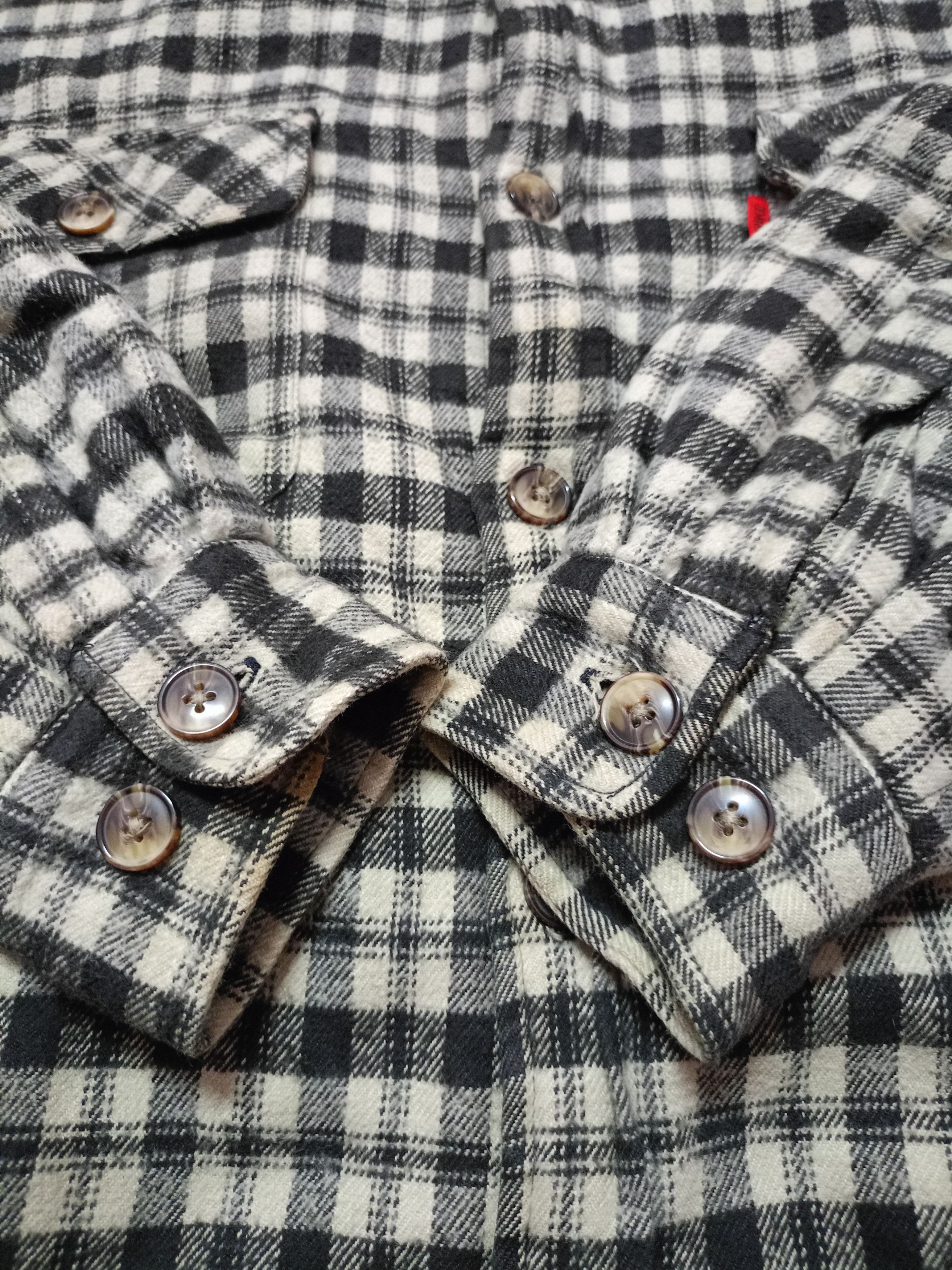 Japanese Brand × Vintage 💥Lucky strike button up vintage x accept offer💥 Size US M / EU 48-50 / 2 - 6 Thumbnail