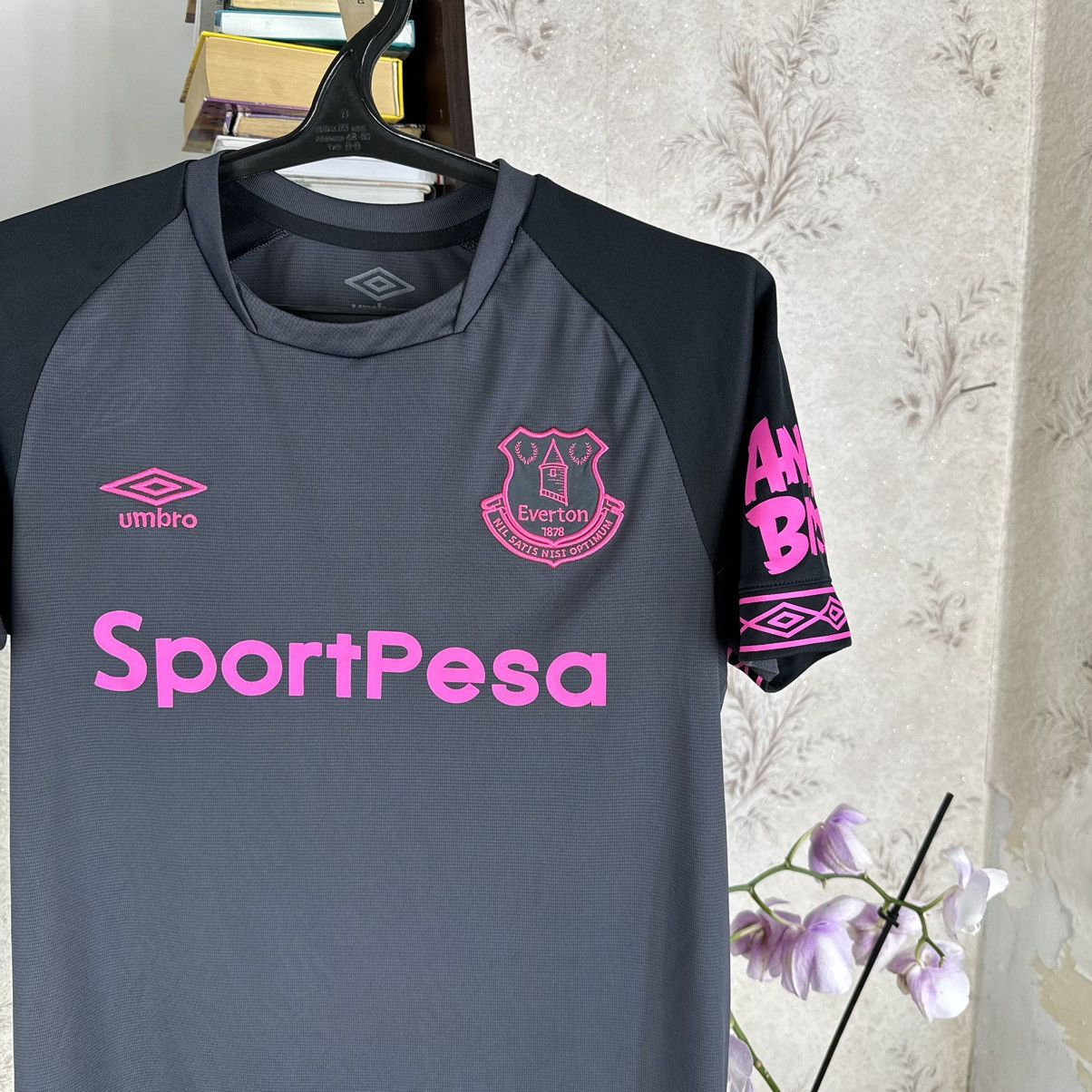 Umbro Umbro Everton 2018-19 Jersey Away Richarlison #30 Black S Size US S / EU 44-46 / 1 - 6 Thumbnail