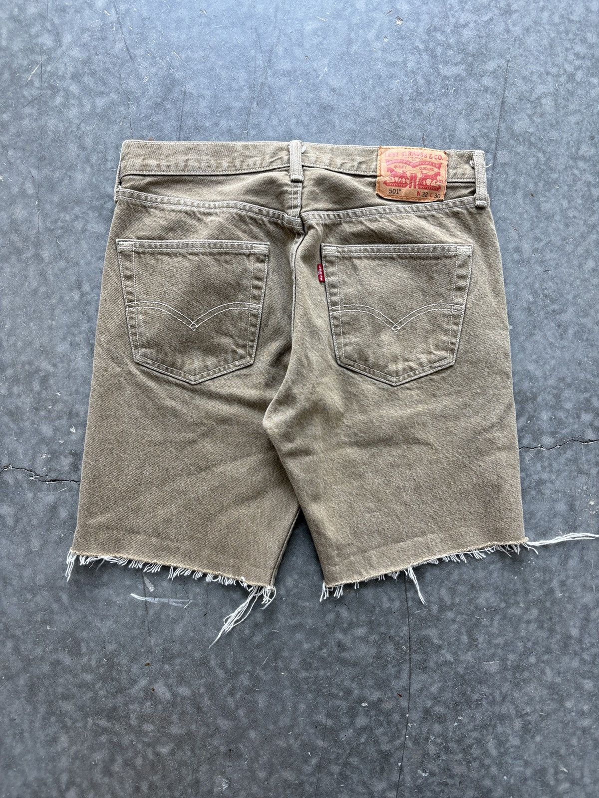Levi's Vintage Y2K Levis 501 Denim Jean Shorts Size 32 Size US 32 / EU 48 - 1 Thumbnail