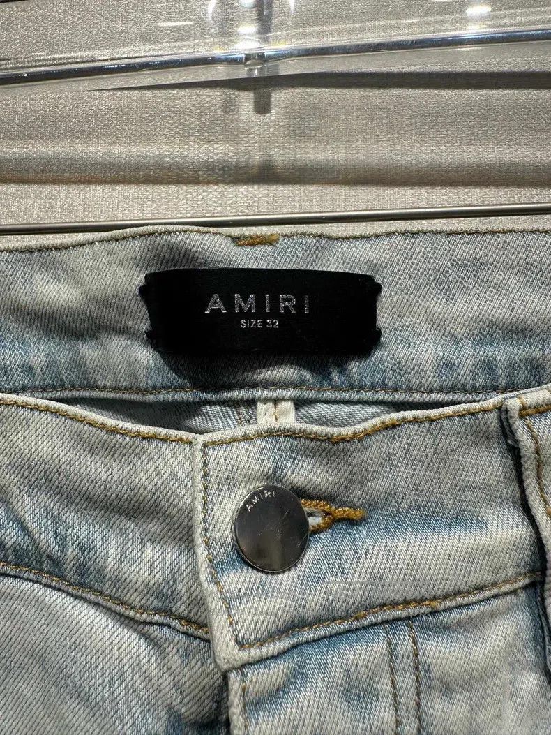 Amiri Amiri Size 32 Washed blue denim jeans Size US 32 / EU 48 - 3 Thumbnail