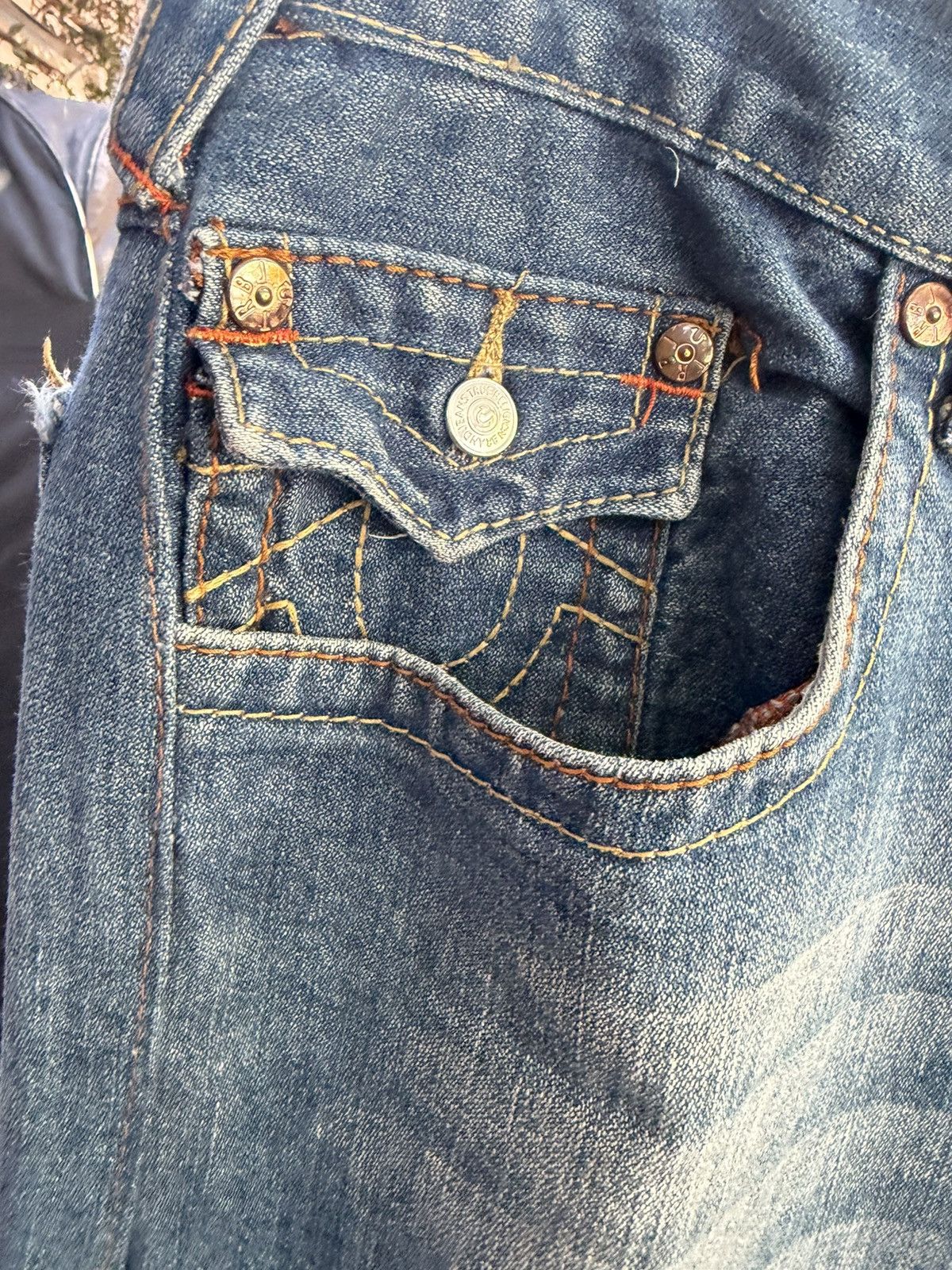 True Religion True Relgion Jeans with Crazy backpocket design Size US 34 / EU 50 - 3 Thumbnail