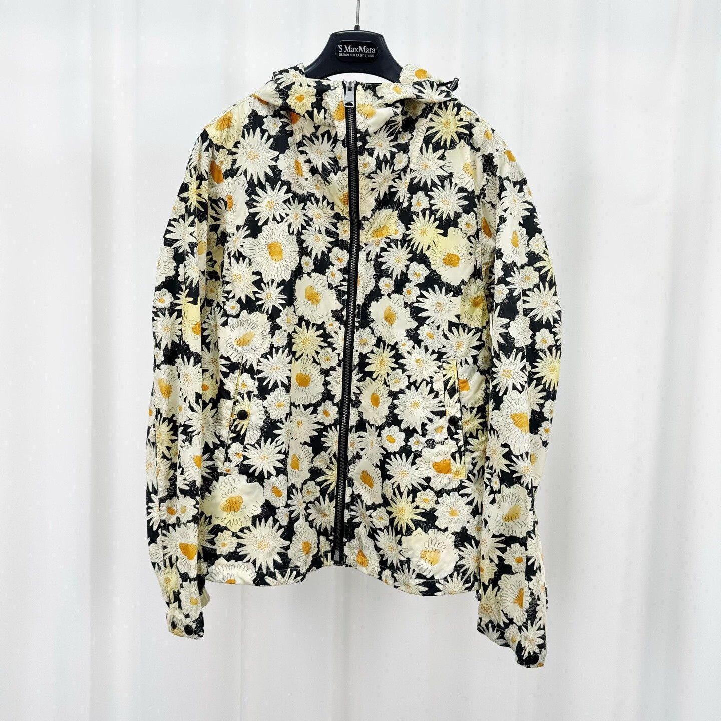 Burberry burberry floral print zip-up jacket Size XL / US 12-14 / IT 48-50 - 1 Thumbnail