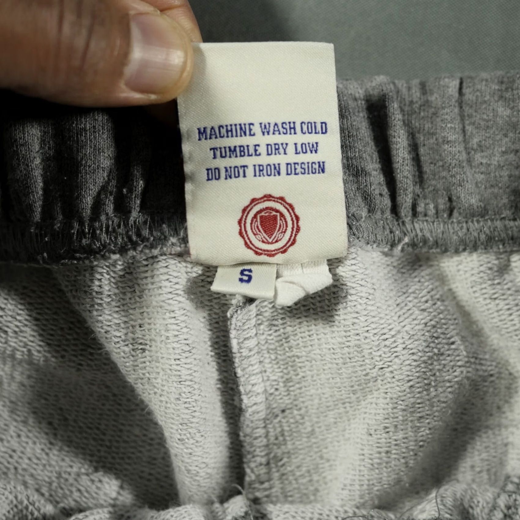 American Eagle Outfitters VINTAGE Franklin Marshall Varsity Shorts Mens Small Gray Fleece Sweat Crest Italy Made Size US 29 - 7 Thumbnail