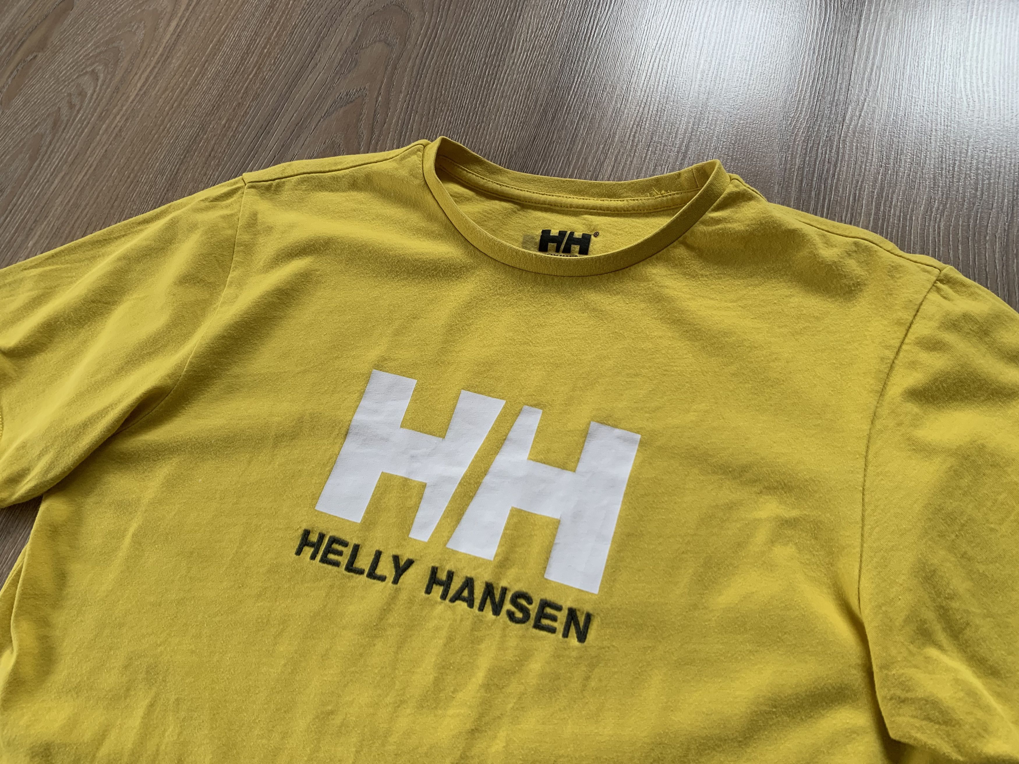 Helly Hansen Helly Hansen Center Logo Printed Yellow Cotton T-Shirt Size US S / EU 44-46 / 1 - 4 Thumbnail