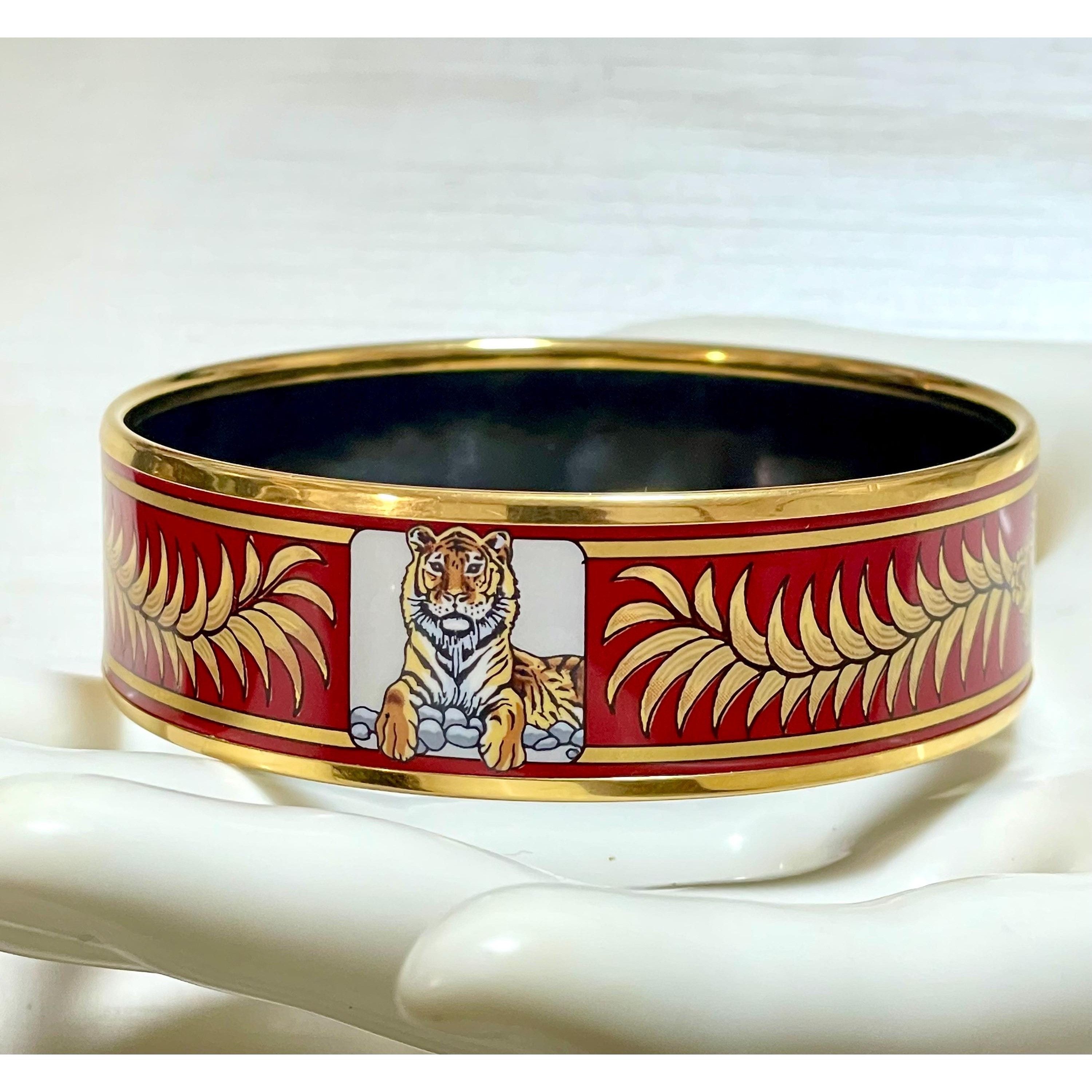 Hermes Vintage Hermes red cloisonne enamel bangle, bracelet. Tiger Size ONE SIZE - 6 Thumbnail