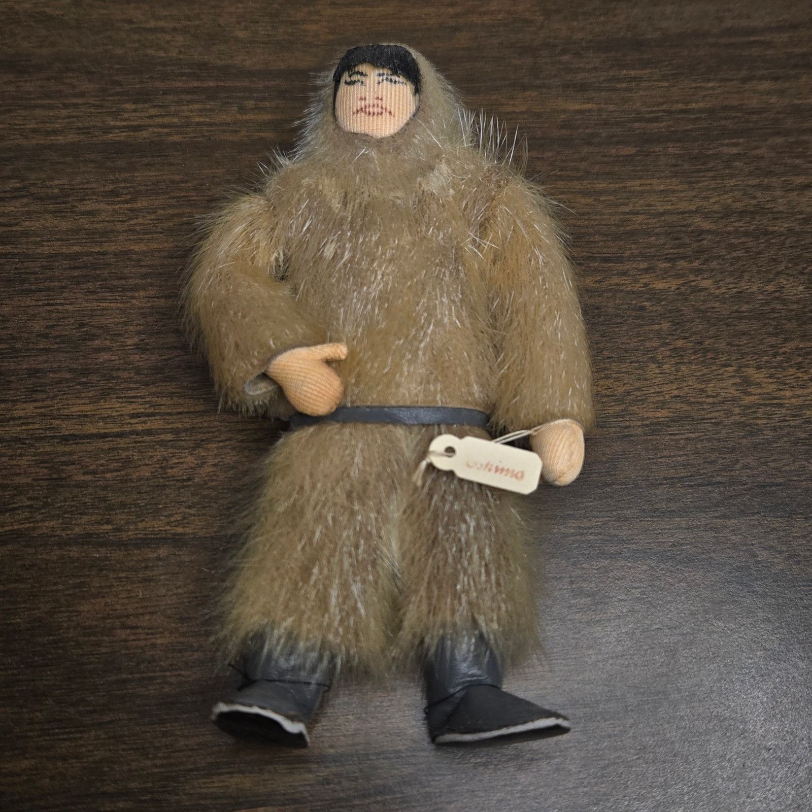 Vintage Vintage Inuit Doll Real Fur & Leather Alaska Souvenir Art Size ONE SIZE - 6 Thumbnail