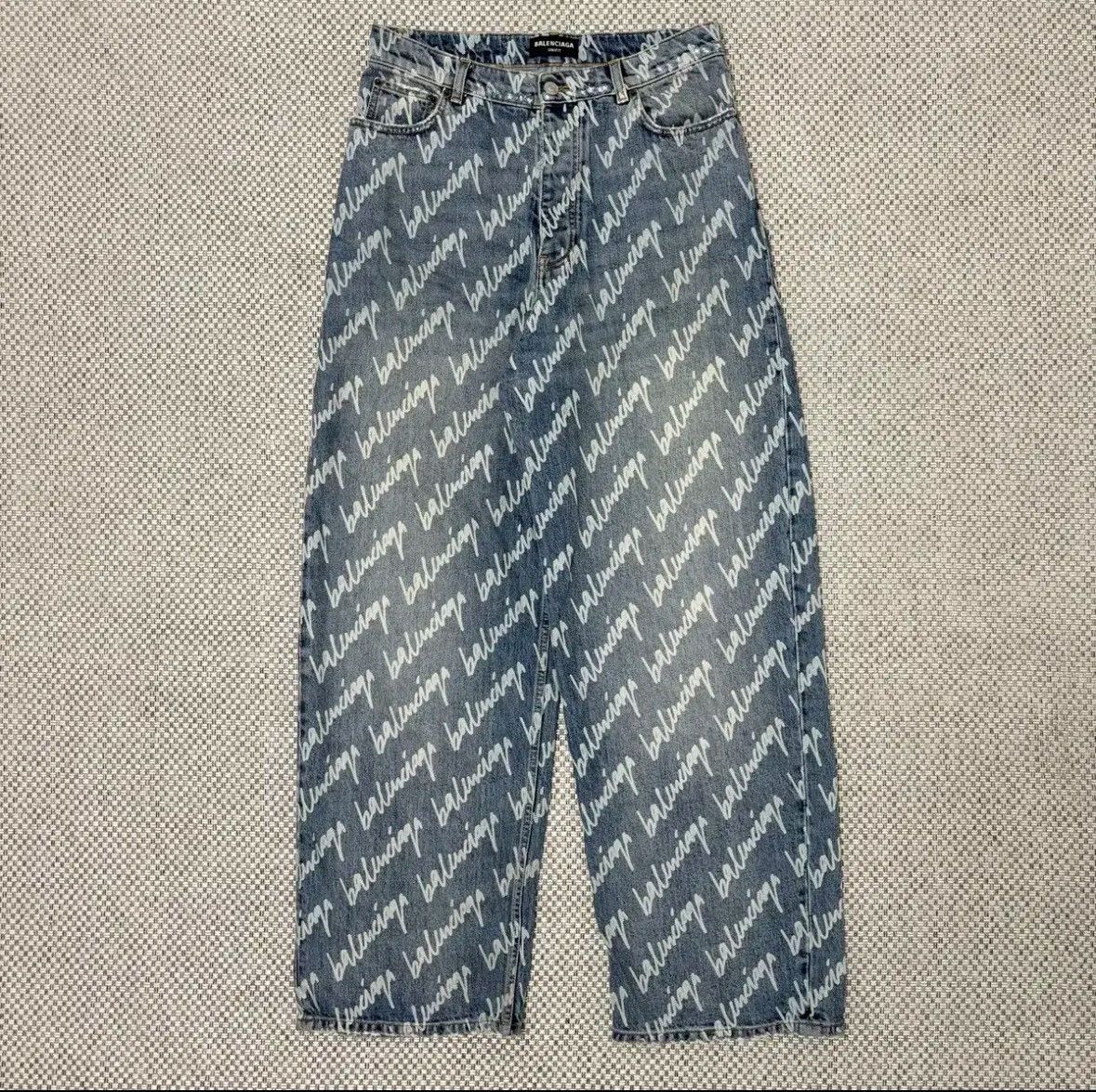 Balenciaga Balenciaga Script Allover Denim Pants Size US 30 / EU 46 - 1 Thumbnail