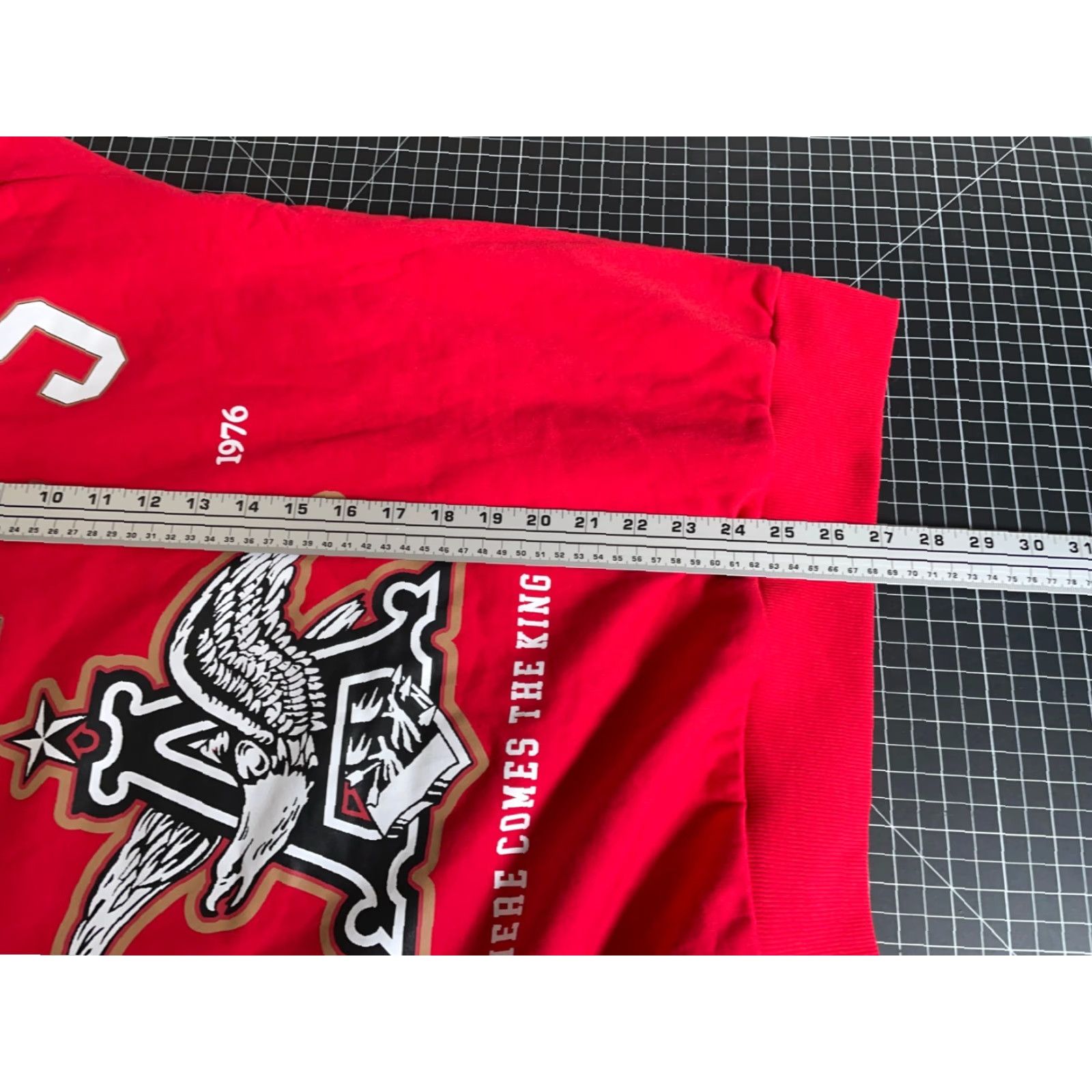 Budweiser Budweiser Sweatshirt Adult Large Red King of Beers Retro Spell Out Crewneck Logo Shirt Size US L / EU 52-54 / 3 - 6 Thumbnail
