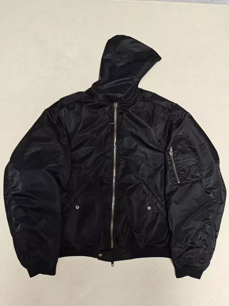Balenciaga Balenciaga Red Carpet 3 B Nylon Bomber Hooded Jacket 2501-N Size US M / EU 48-50 / 2 - 1 Thumbnail
