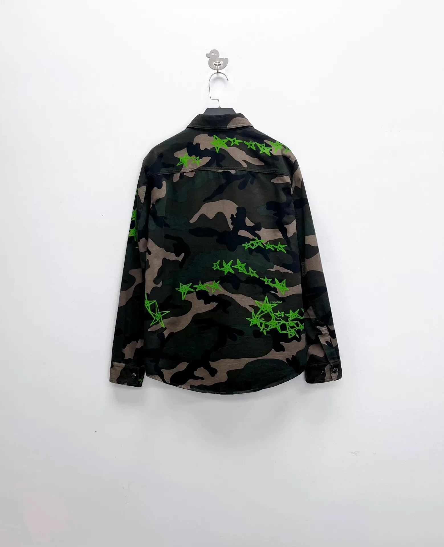 Valentino Valentino Camouflage Graffiti Star Patch Denim Jacket Size US XXS / EU 40 - 2 Thumbnail