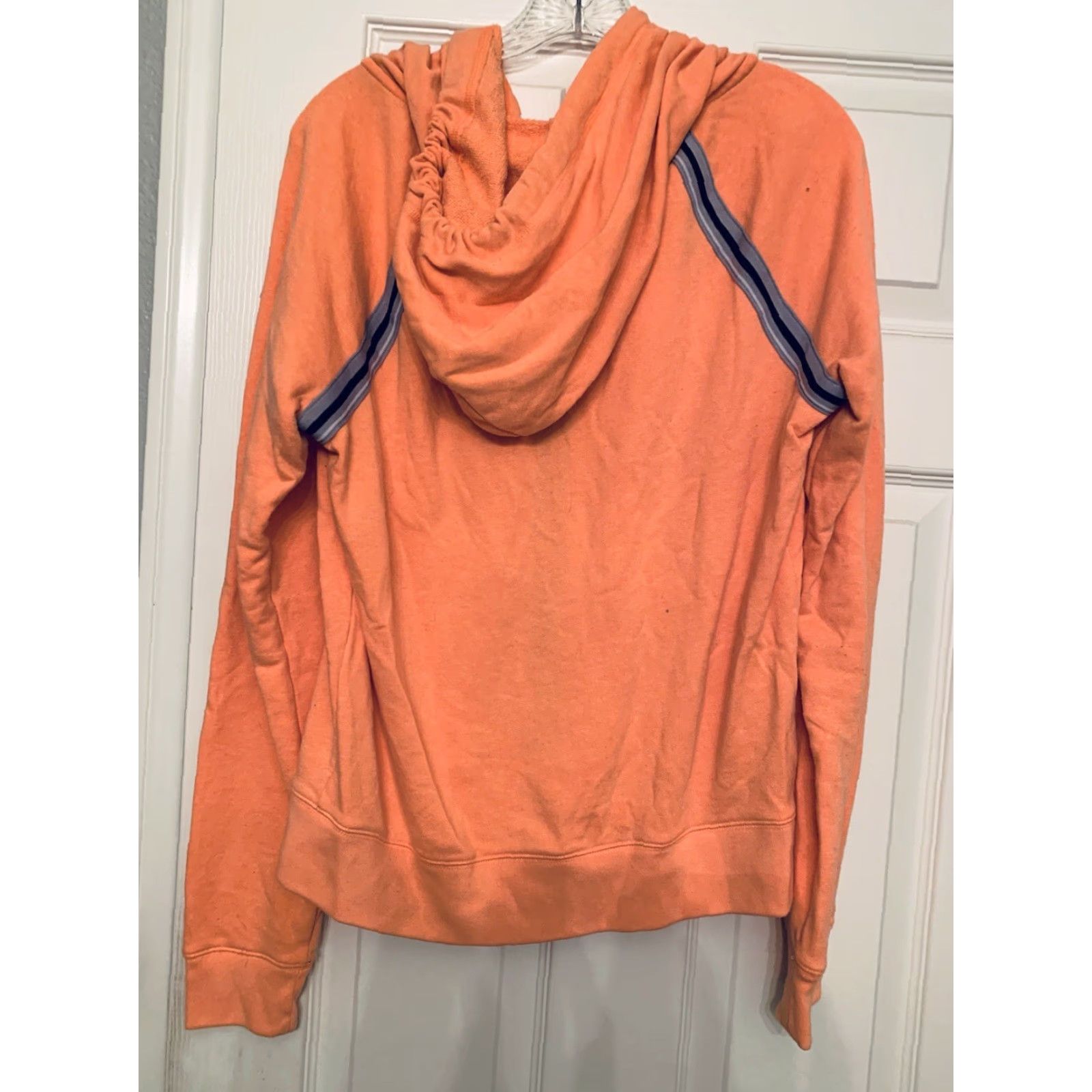 Victoria's Secret Victoria’s Secret PINK Hoodie Zip Up Orange Long Sleeve Size L - Women’s, Full Zip, Pockets, Activewear Size L / US 10 / IT 46 - 4 Thumbnail