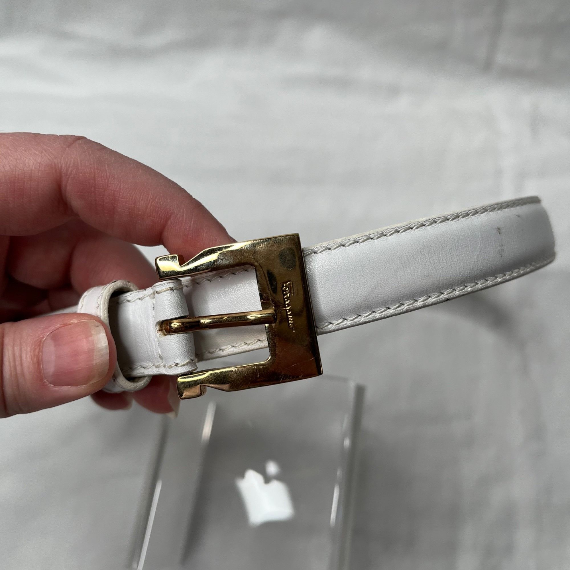 Salvatore Ferragamo Salvatore Ferragamo White Leather Belt Gold Hardware Size 70 Size ONE SIZE - 3 Thumbnail