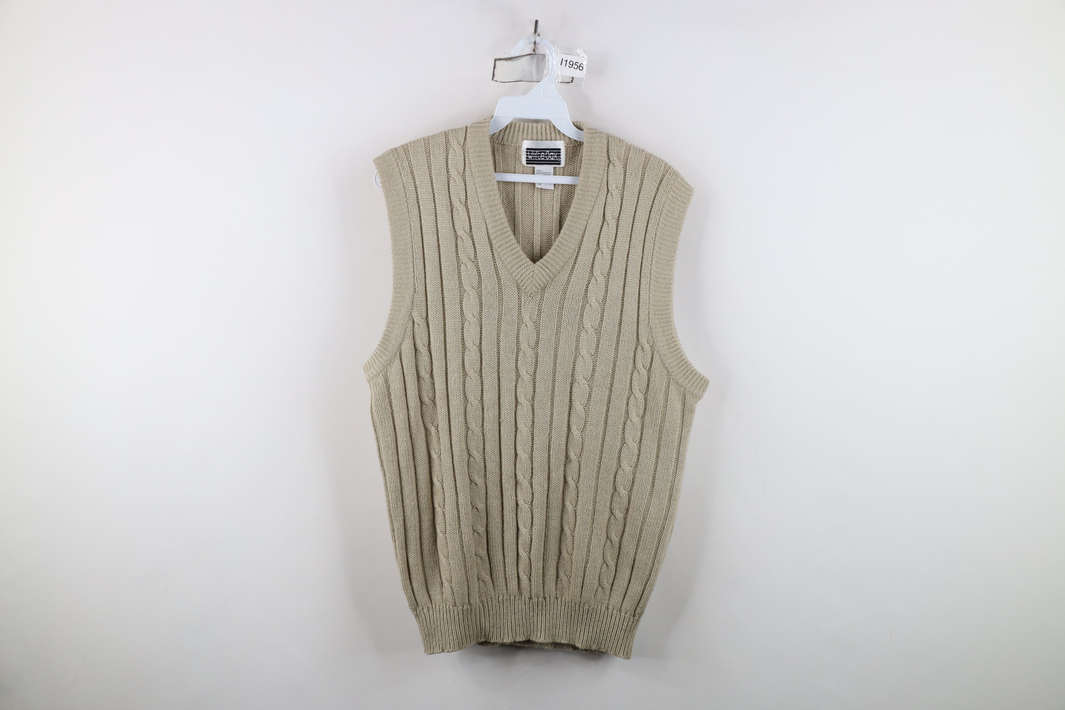 Vintage Vintage 90s Streetwear Chunky Cable Ribbed Knit Sweater Vest Size US L / EU 52-54 / 3 - 1 Thumbnail